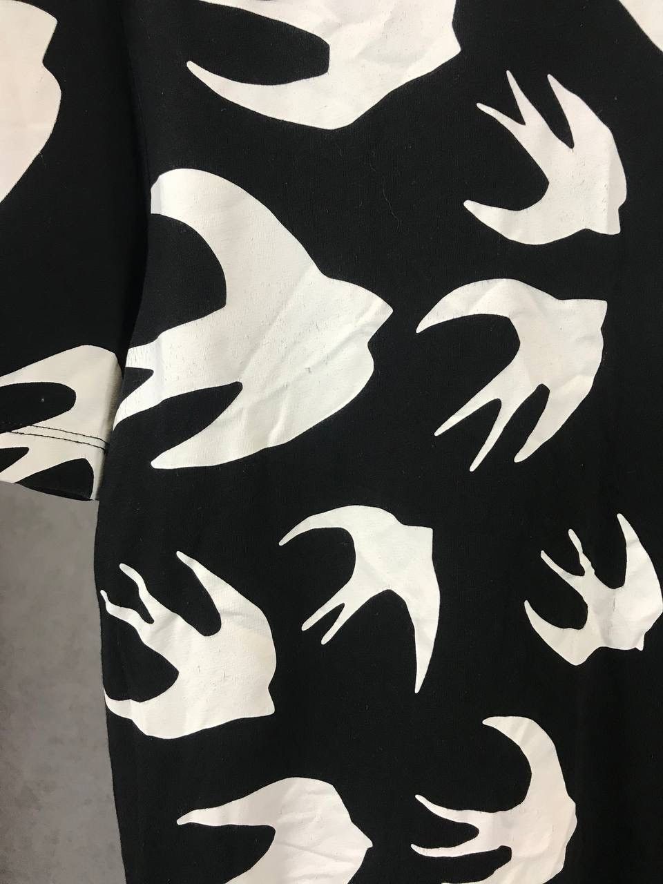 Alexander McQueen Alexander McQueen MCQ designer monogram tee Size US M / EU 48-50 / 2 - 7 Thumbnail