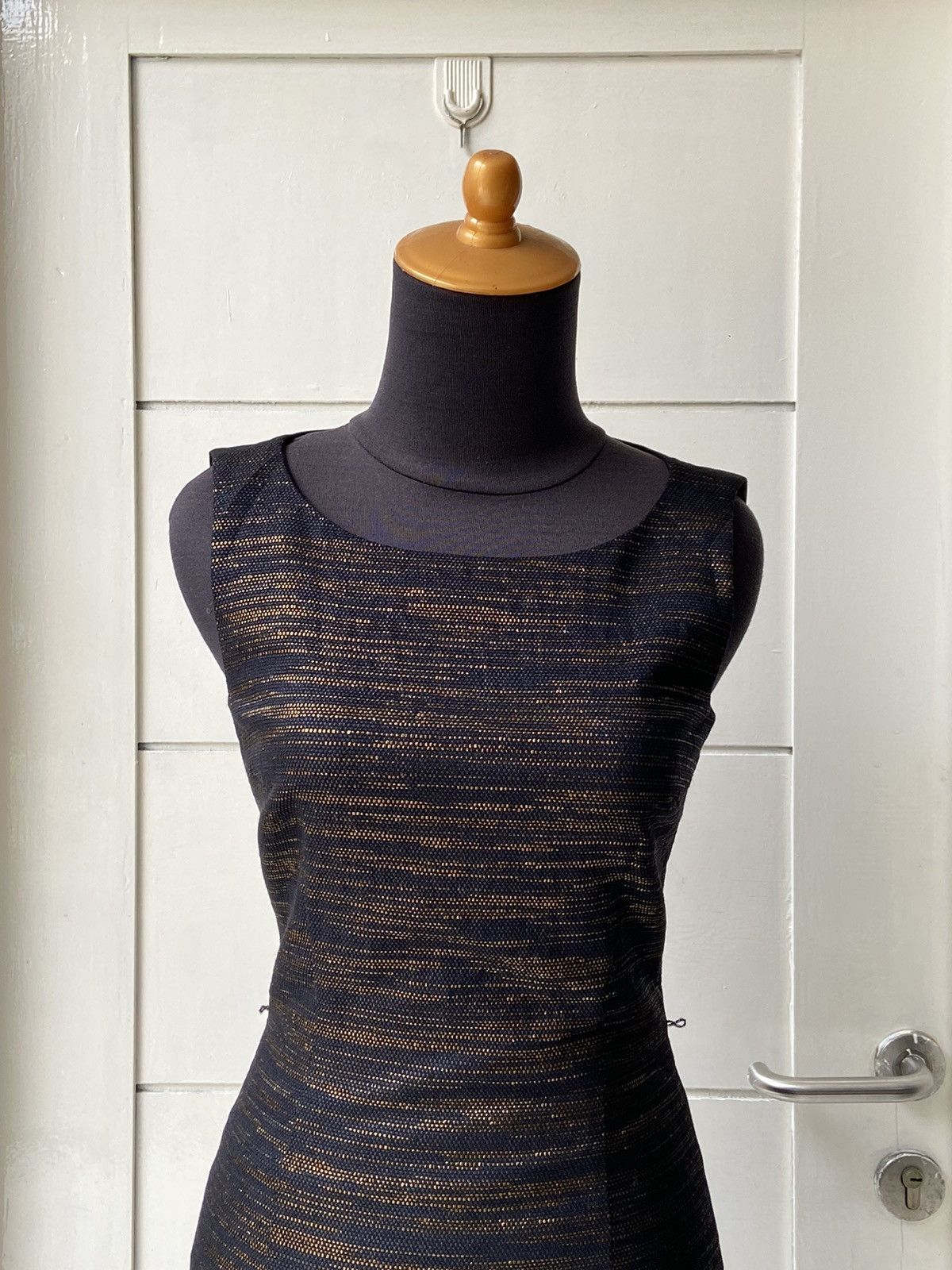 Hugo × Hugo Boss HUGO BOSS Black Midi Dress Size XXS / US 00 / IT 34 - 2 Thumbnail