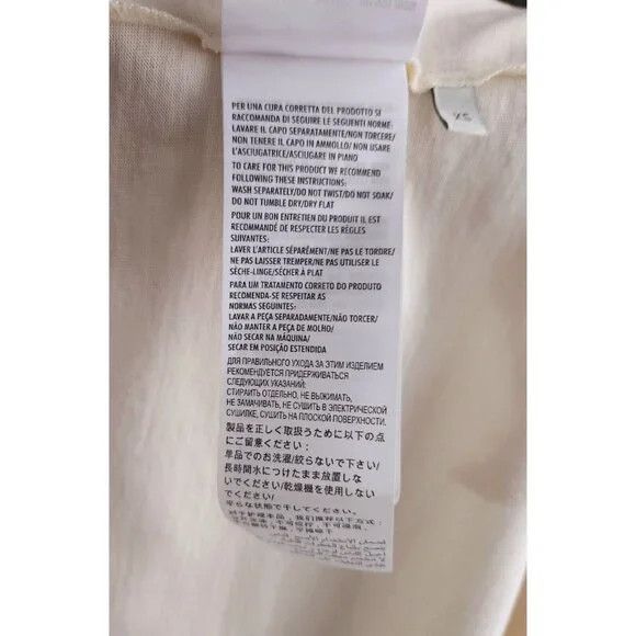 Gucci Gucci "He Wears Pink Shoes" Short Sleeve T-Shirt XS Mens Size US XS / EU 42 / 0 - 14 Thumbnail