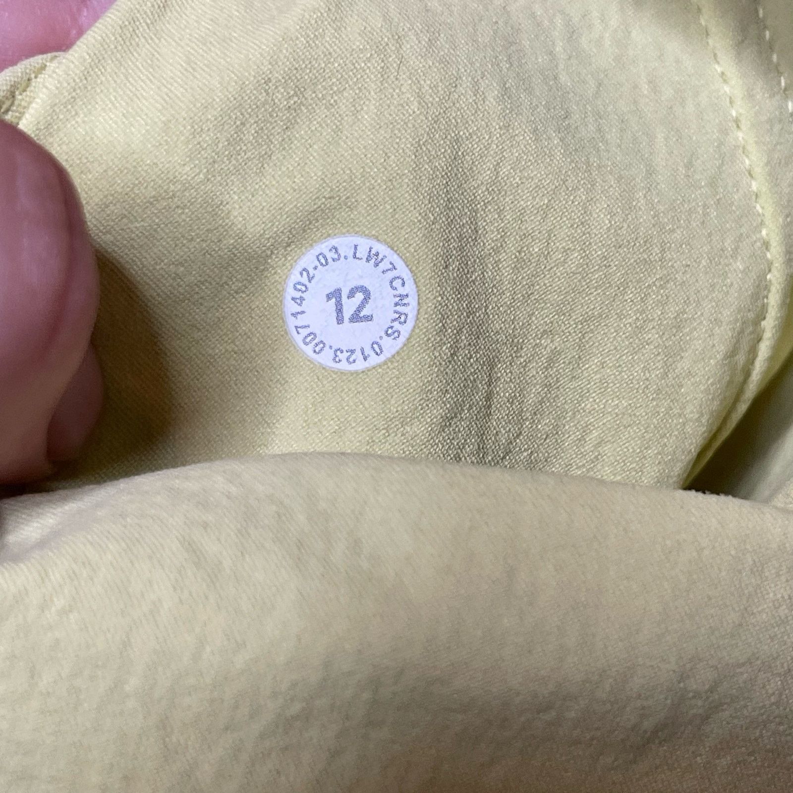 Lululemon Lululemon Relaxed Fit Super High Rise Cargo Short Lime 12 Size 34" / US 12 / IT 48 - 9 Thumbnail