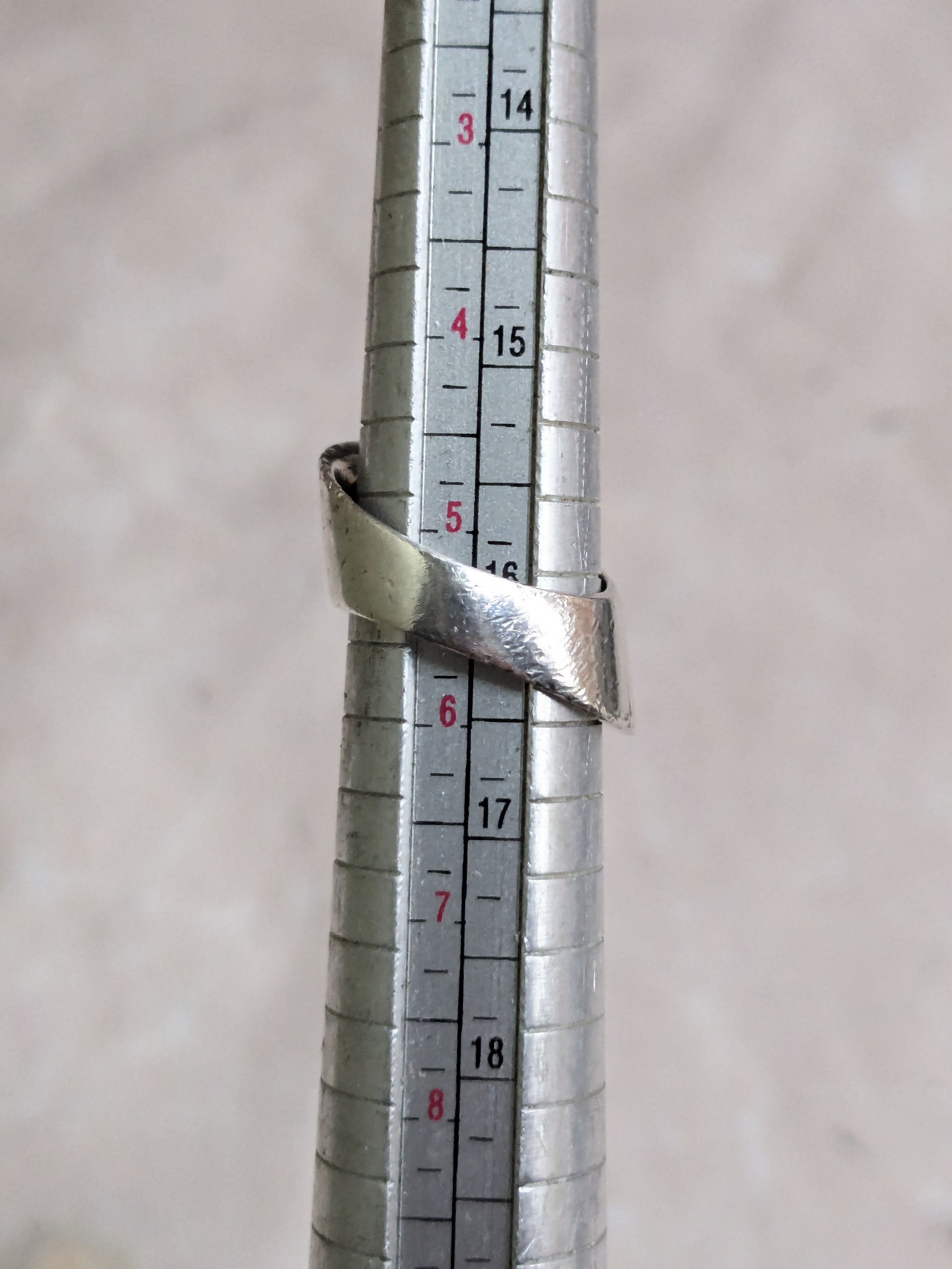 Sterling Silver Vintage Sterling Silver Ring Abstract Modernist 5.5 Size ONE SIZE - 9 Thumbnail