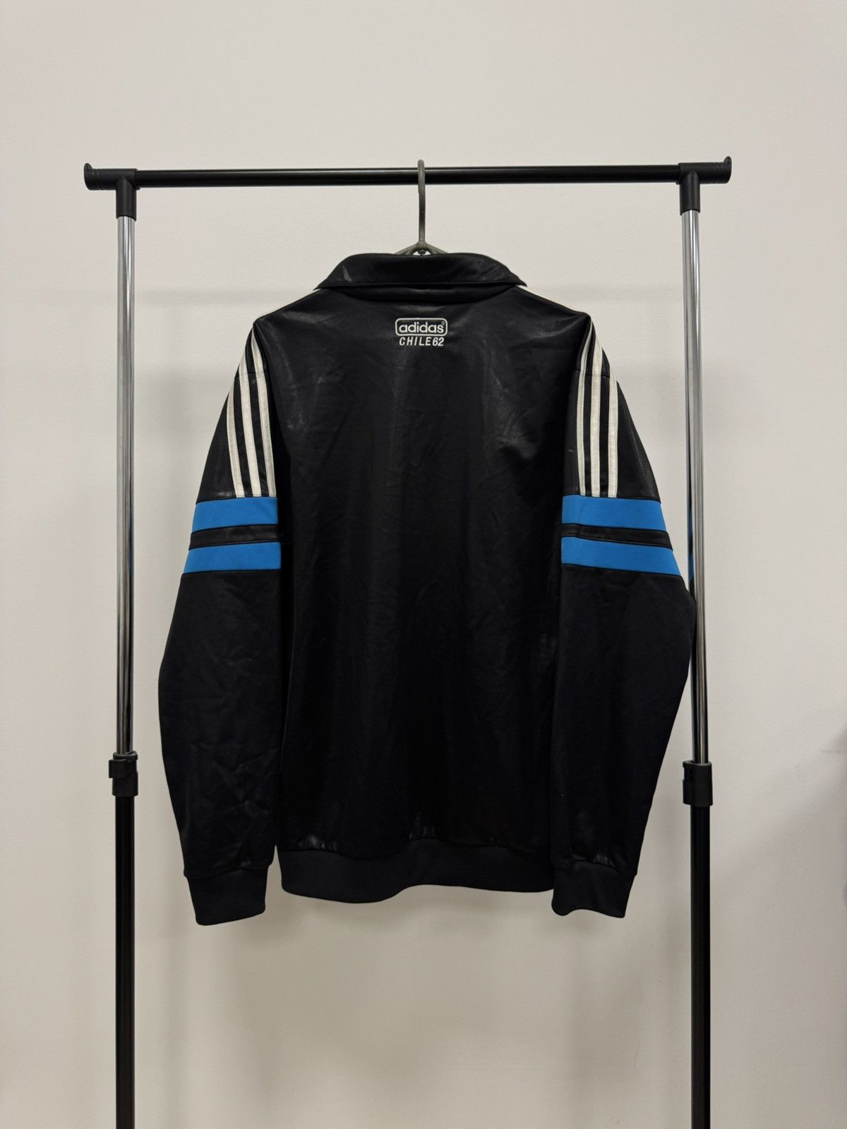 Adidas Vintage Adidas Chile 62 Track Jacket Firebrid Originals Y2K Size US M / EU 48-50 / 2 - 4 Thumbnail