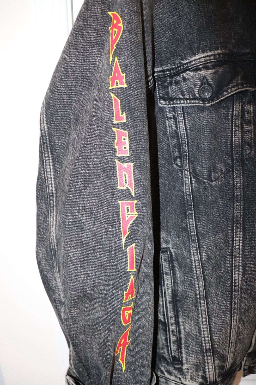 Balenciaga Metal Oversized Denim Jacket 'Black Size US L / EU 52-54 / 3 - 2 Thumbnail