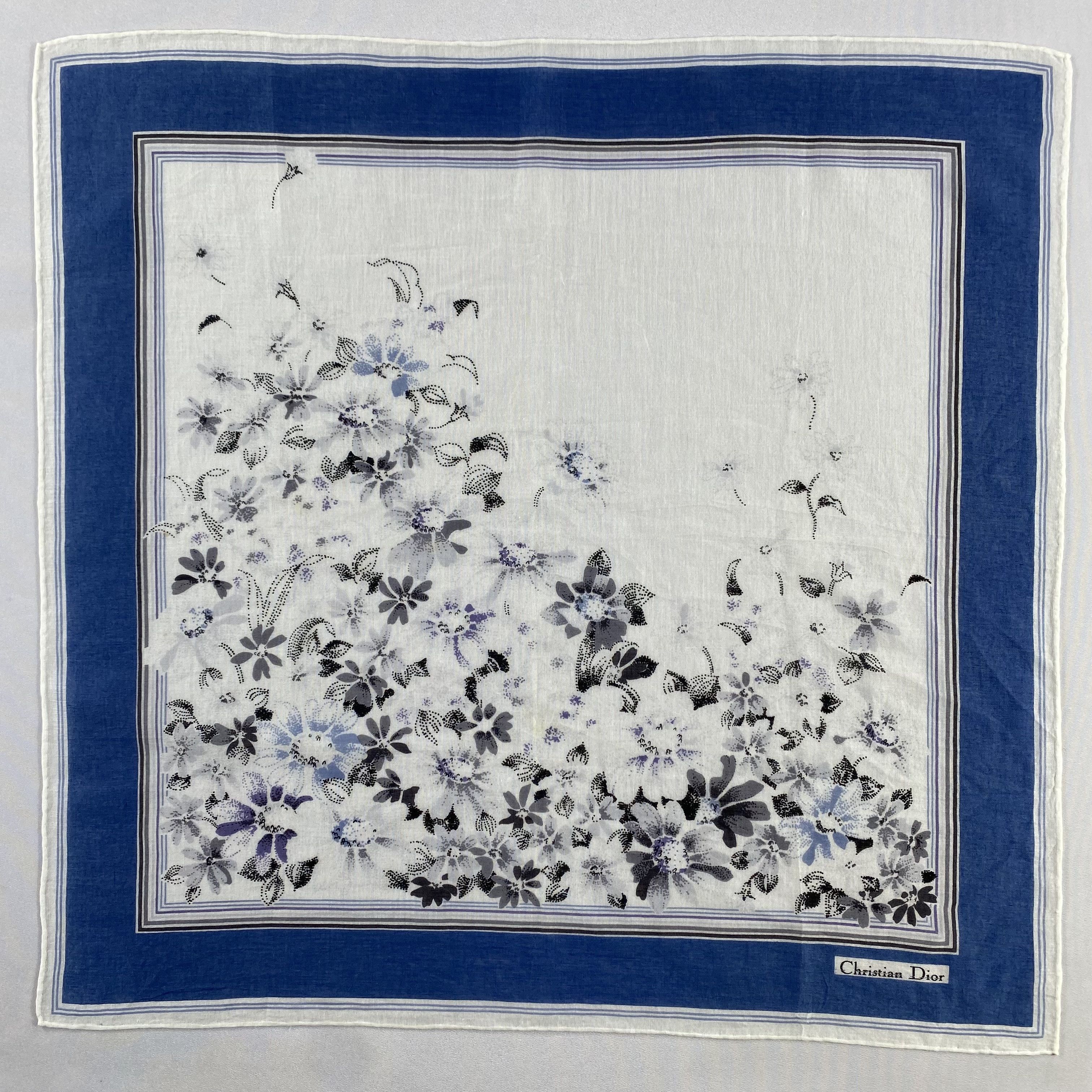Vintage Christian Dior Monsieur Handkerchief / Neckerchief-P1209 Size ONE SIZE - 1 Thumbnail