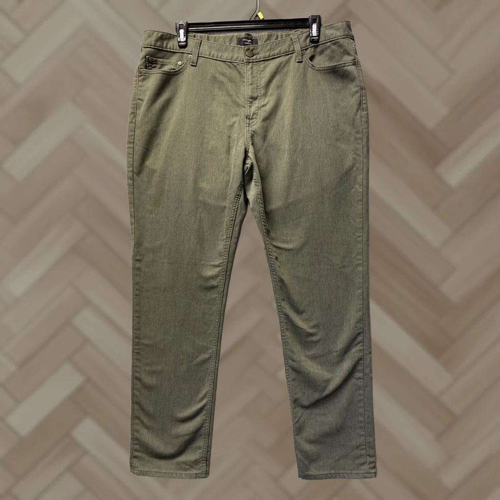 Banana Republic Banana Republic Traveler Pants Mens 40x32 Green Slim Straight 5-Pocket Casual Pants Size US 40 / EU 56 - 1 Thumbnail