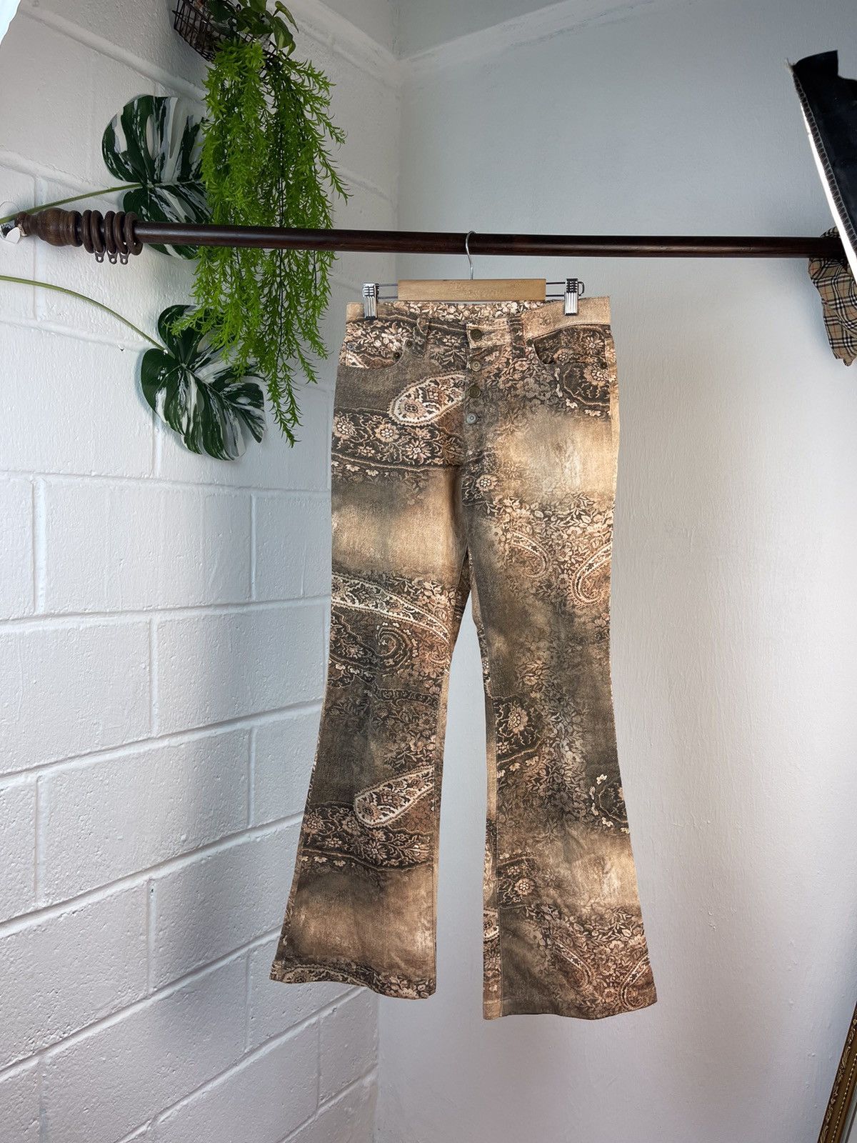 If Six Was Nine × Le Grande Bleu (L.G.B.) × Tornado Mart 2000s Tornado Mart Flare Fullprint Pants Size US 28 / EU 44 - 3 Thumbnail