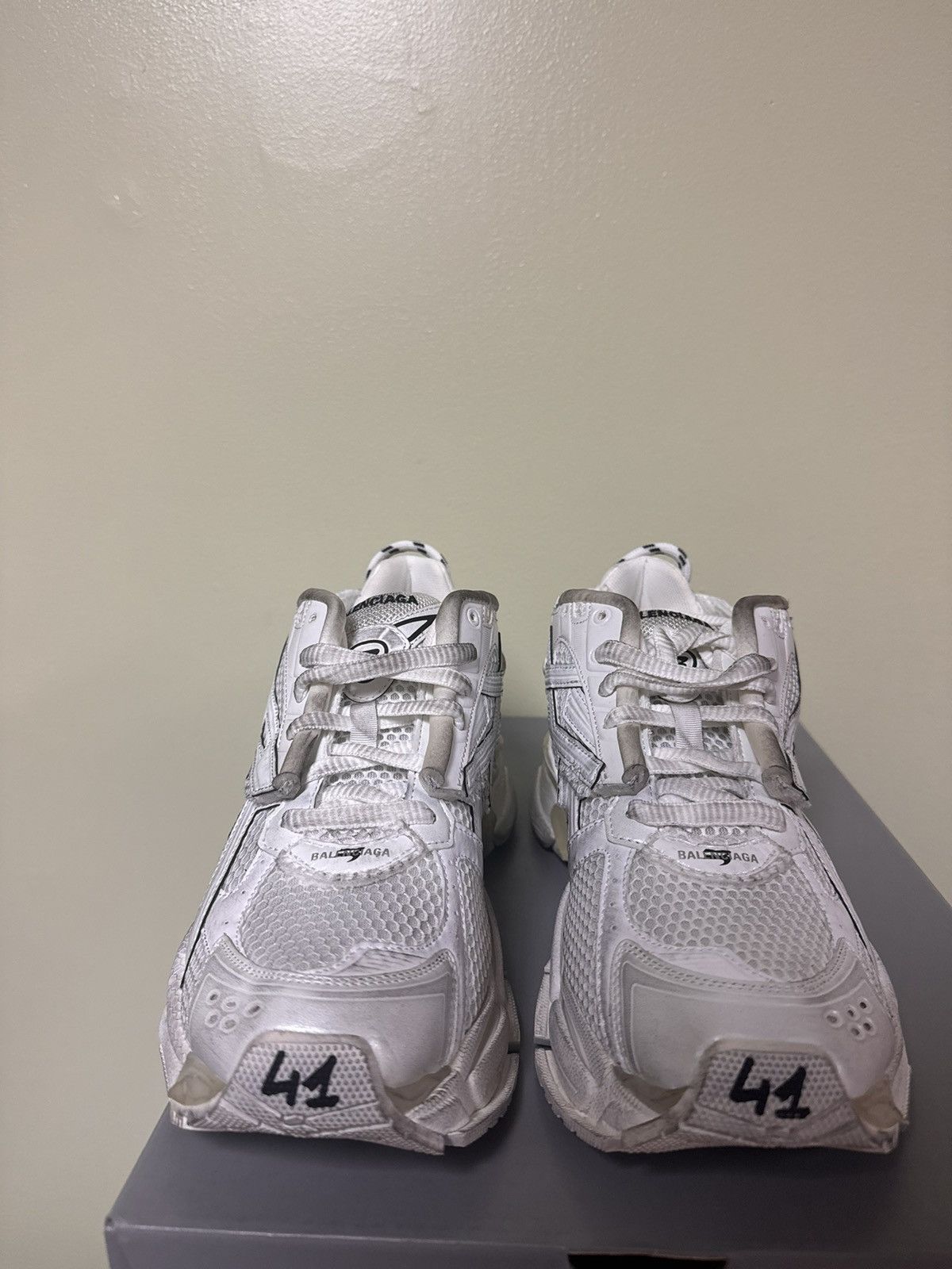 Balenciaga Balenciaga White Runner 41 Size US 8 / EU 41 - 3 Thumbnail