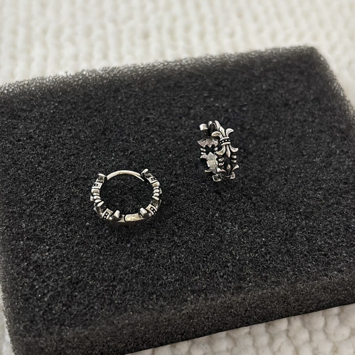 Anchor 13mm Small Hoop Earrings for Men Women,Hip Hop Unisex