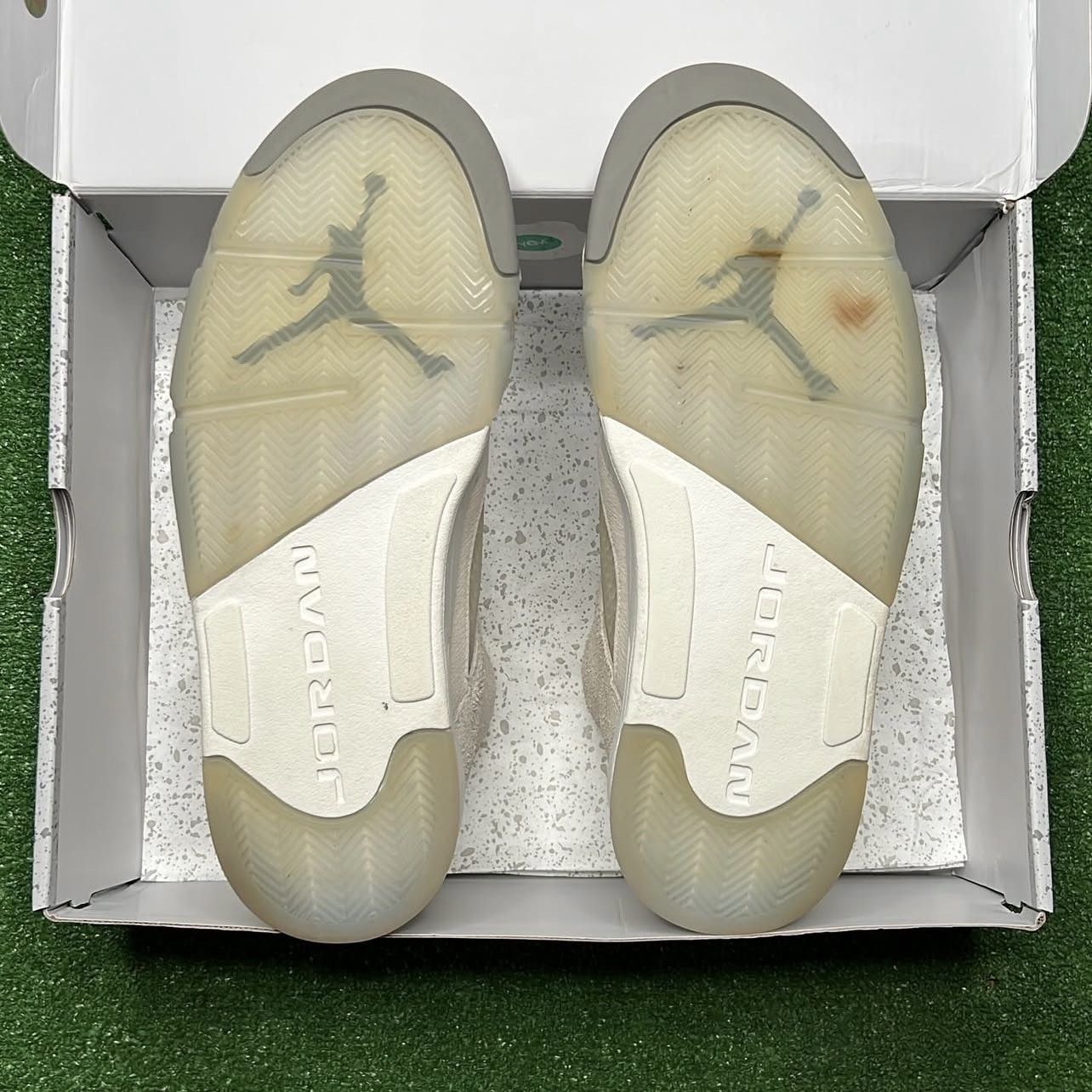 Jordan Brand Air Jordan 5 Retro SE Craft ‘Light Orewood Brown’ Size US 11 / EU 44 - 6 Thumbnail