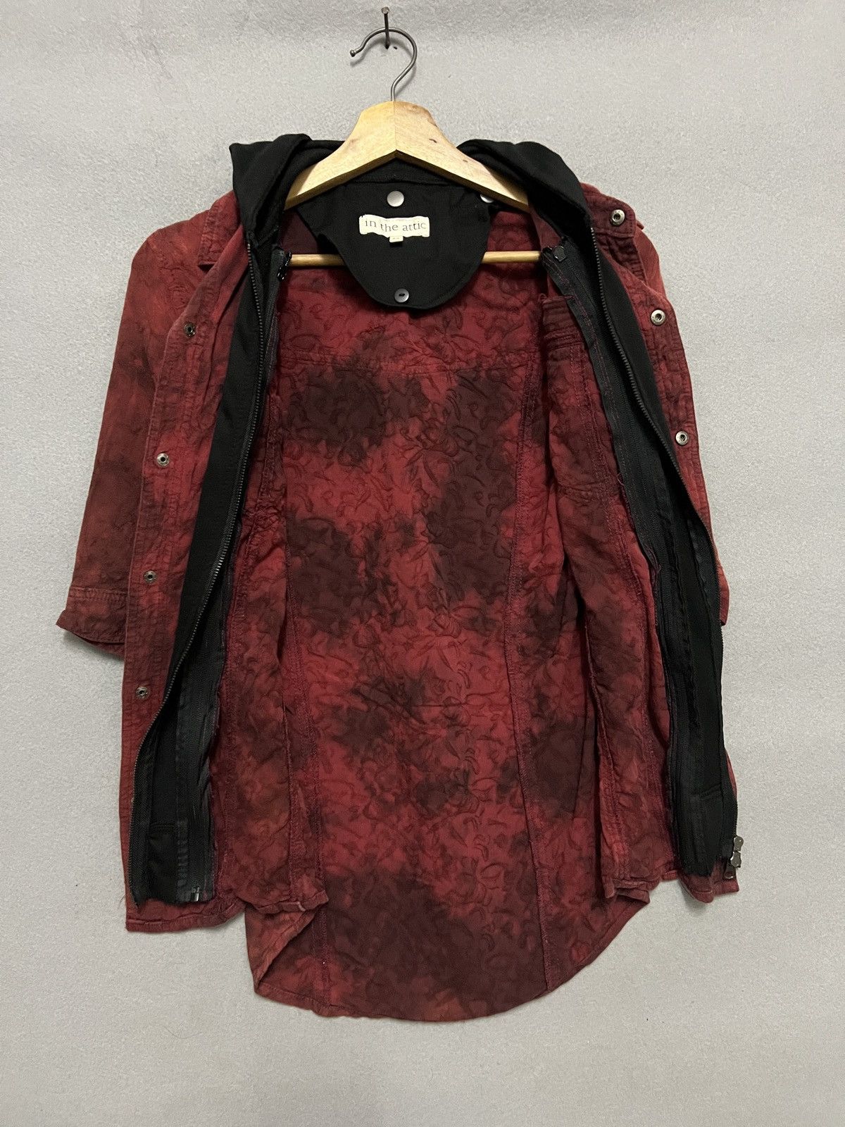 In The Attic 524. In The Attic Distressed Red Hooded Utility Shirt Size M / US 6-8 / IT 42-44 - 6 Thumbnail