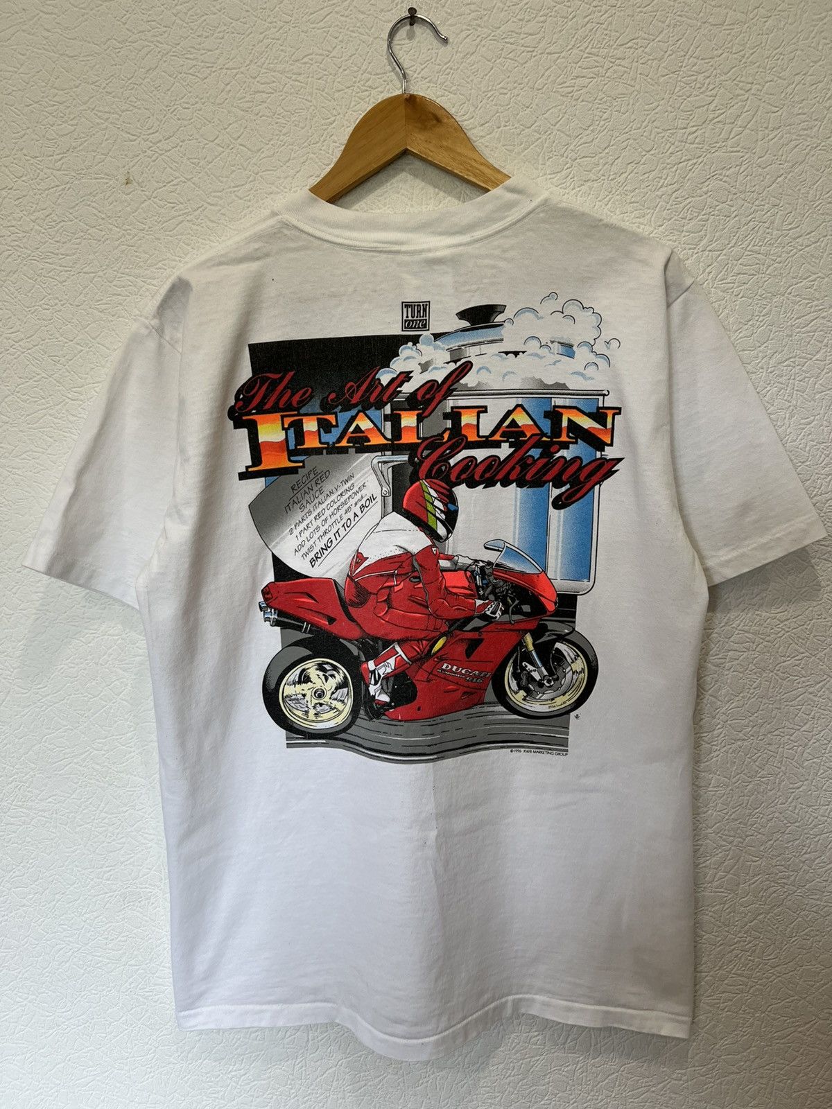 Vintage Vintage 1996 Turn One Racing T Shirt Tee The Art Of Italian Size US L / EU 52-54 / 3 - 1 Thumbnail