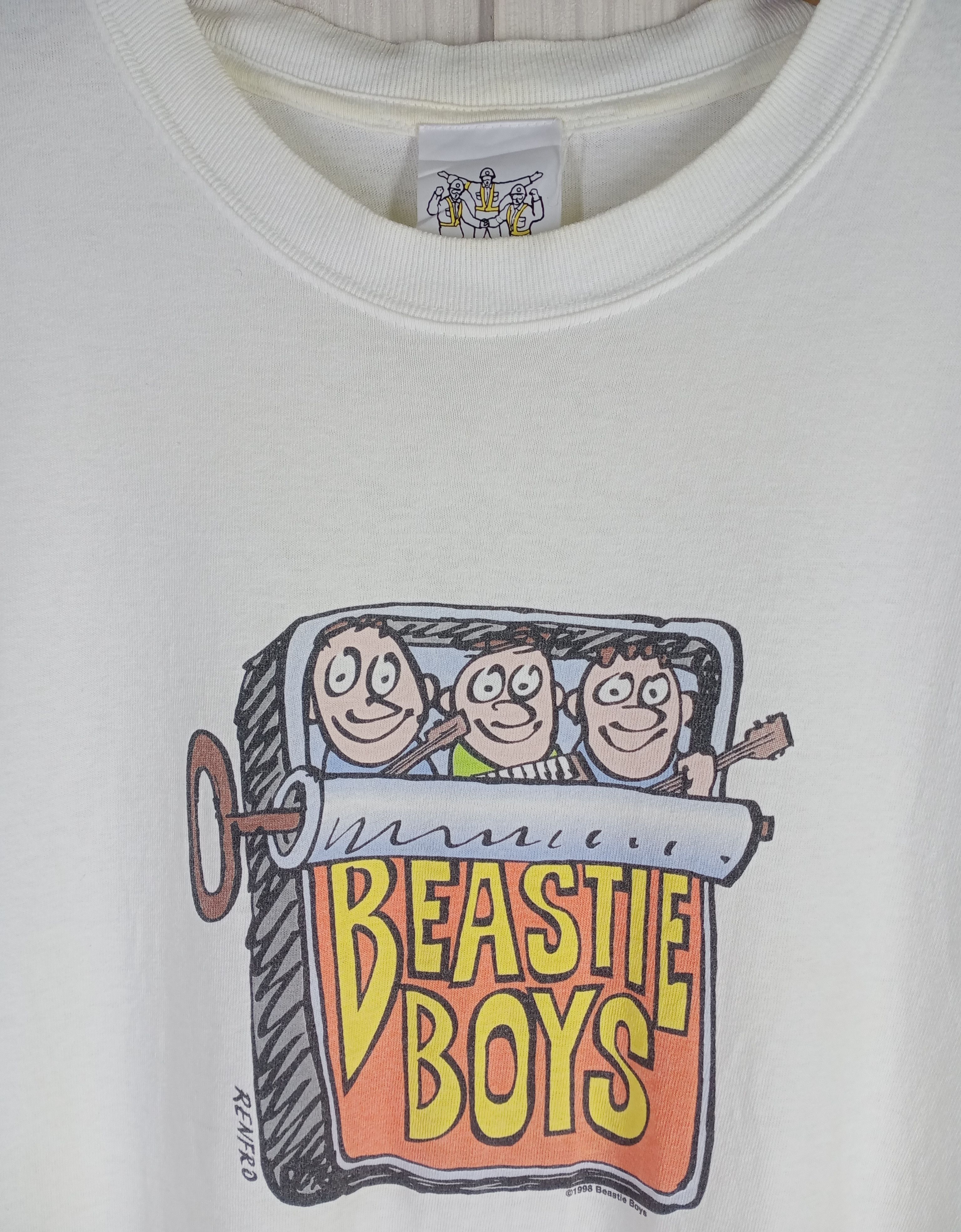 Band Tees Very Rare Vintage 1998 Beastie Boys Hello Nasty Tshirt Size US M / EU 48-50 / 2 - 3 Thumbnail