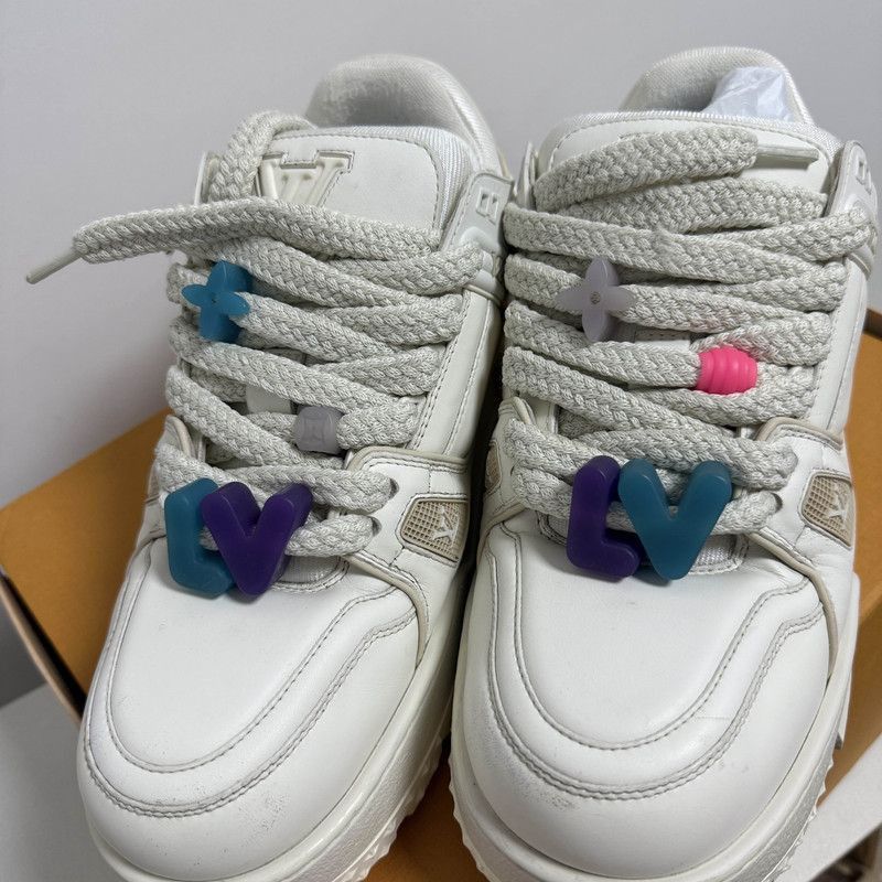 Louis Vuitton Louis Vuitton Trainer Maxi Low Top Fashion Sneakers -2508 Size US 10.5 / EU 43-44 - 2 Thumbnail