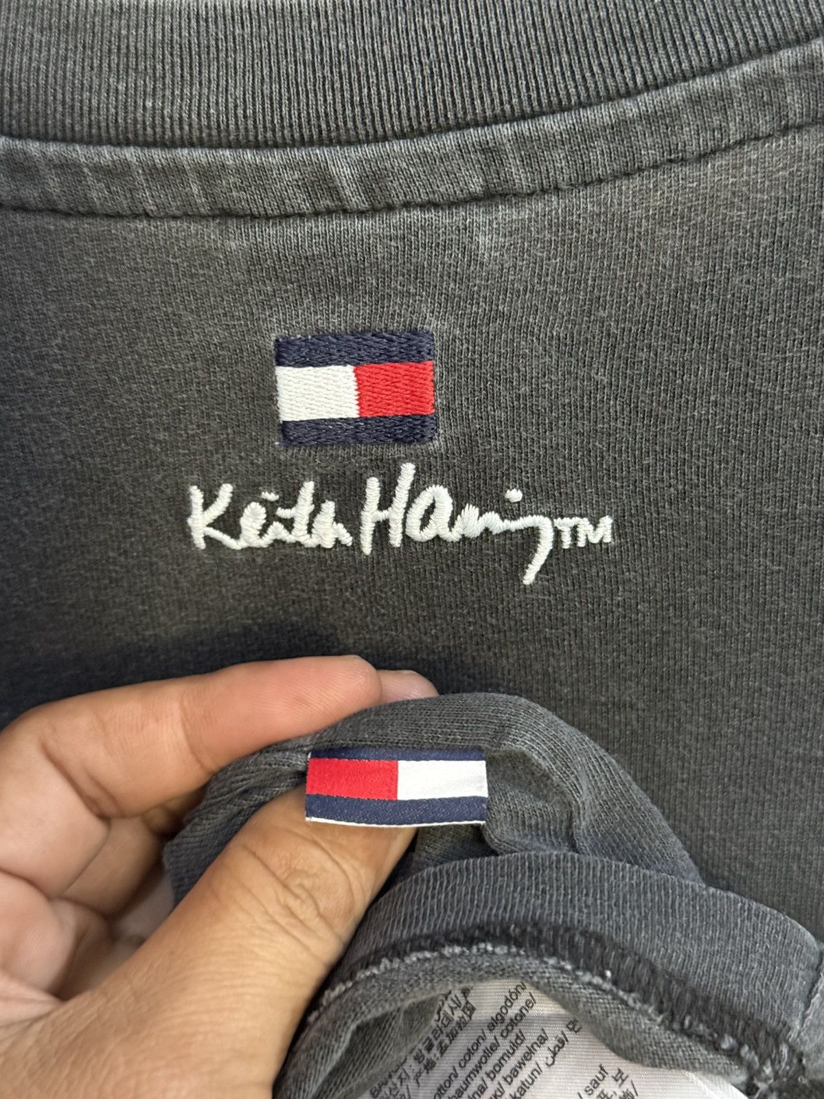 Keith Haring × Tommy Hilfiger Keith Haring X Tommy Jeans Art Faded Tee Size US M / EU 48-50 / 2 - 8 Thumbnail