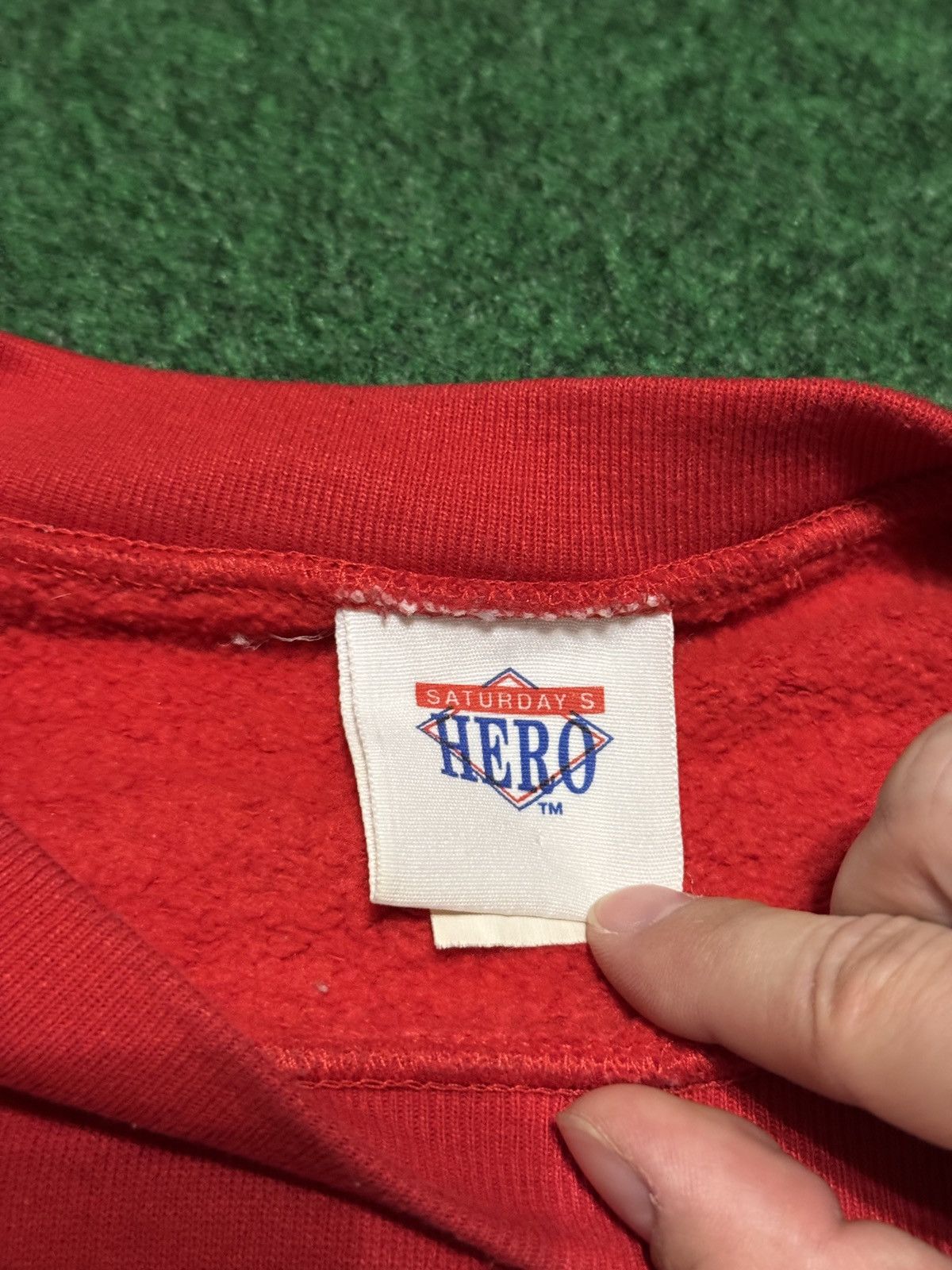 Vintage Vintage 90s Red Hot Tabasco Hot Sauce XL RARE AOP Crewneck Size US XL / EU 56 / 4 - 6 Thumbnail