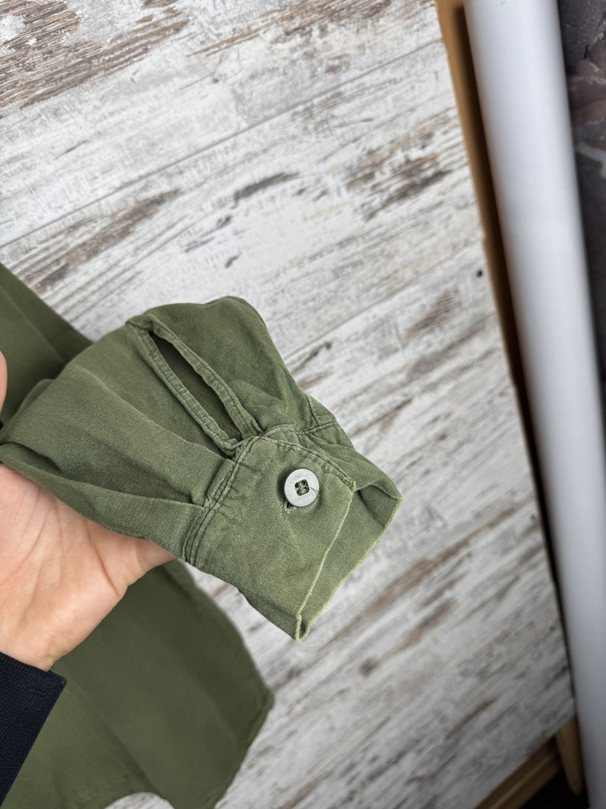 Vintage 1980s Swedish Army Shirt M-55 Green Military Pullover rare Size US M / EU 48-50 / 2 - 6 Thumbnail