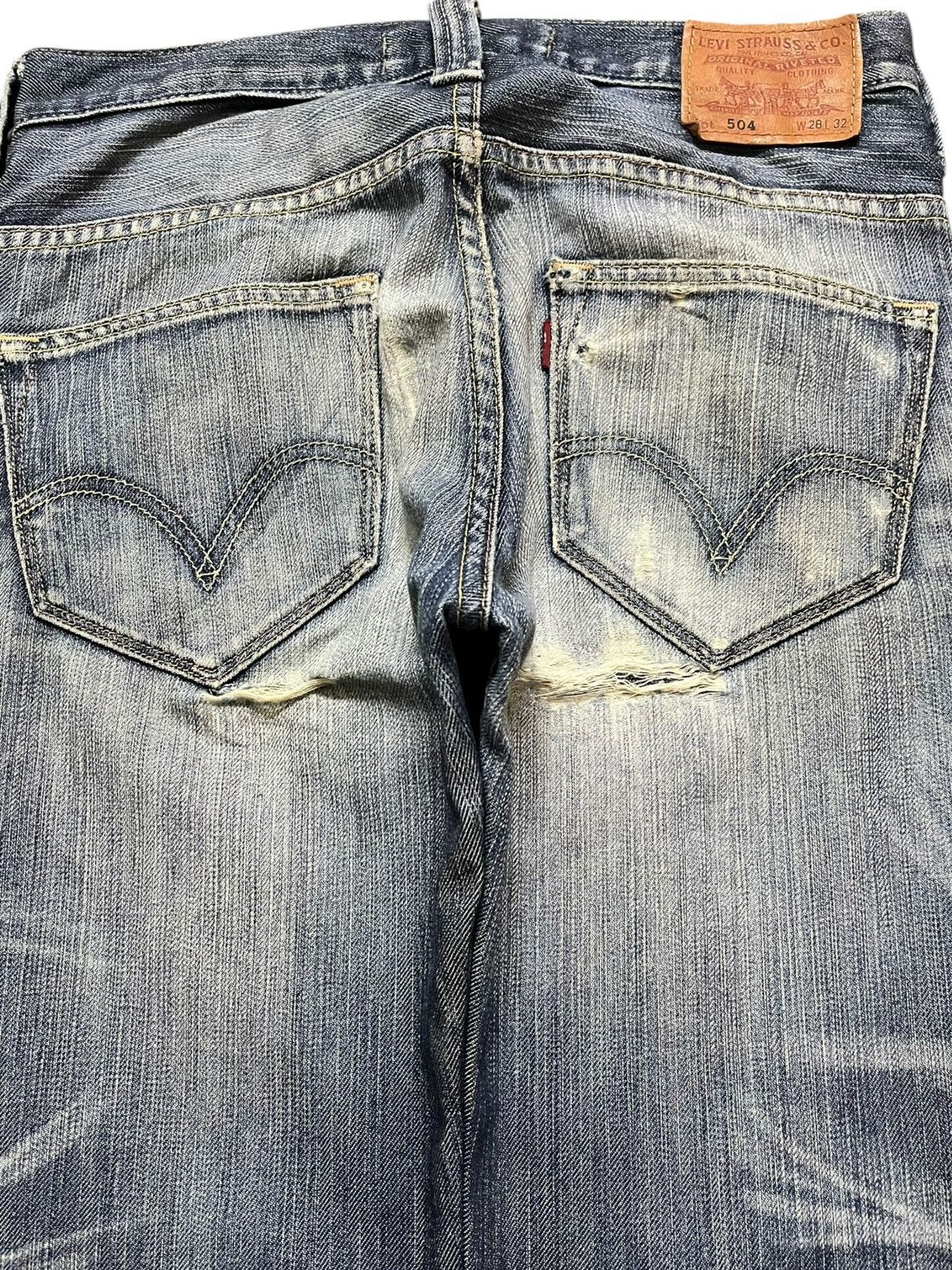 Levi's Vintage Clothing Vintage Levi’s 504 Slim Straight Ripped Distressed Denim Size US 29 - 7 Thumbnail