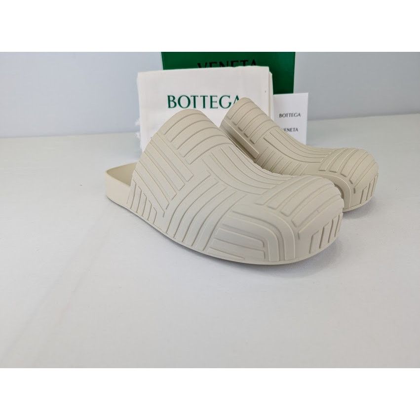 Bottega Veneta o1rshd1 Rubber Carpet Slider Sandal in Sea Salt Size US 10 / EU 43 - 3 Thumbnail
