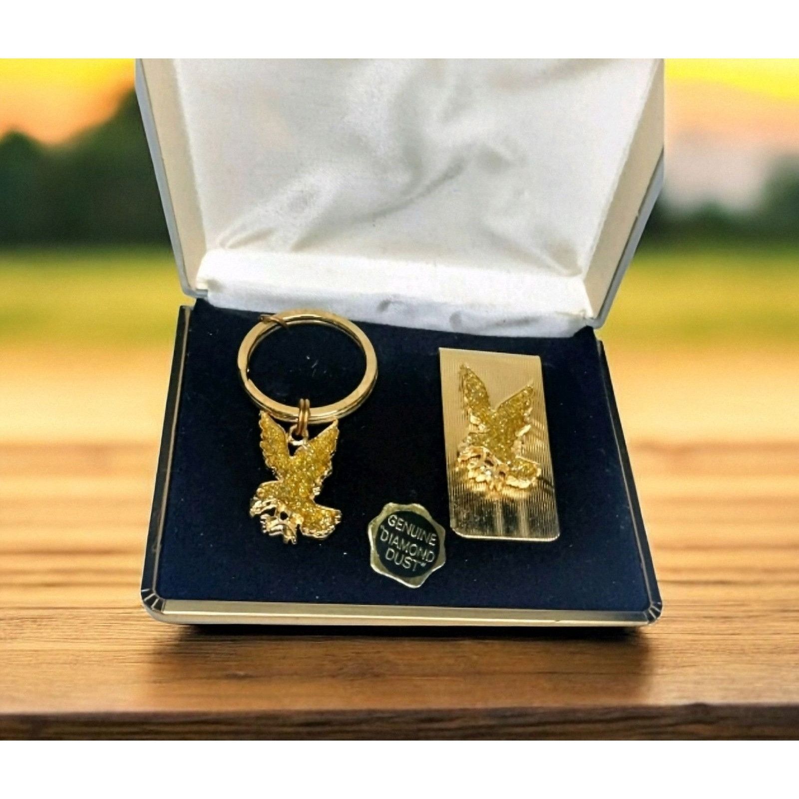 Vintage Marquis Genuine Diamond Dust Eagle Key Ring Matching Money C Size ONE SIZE - 5 Thumbnail