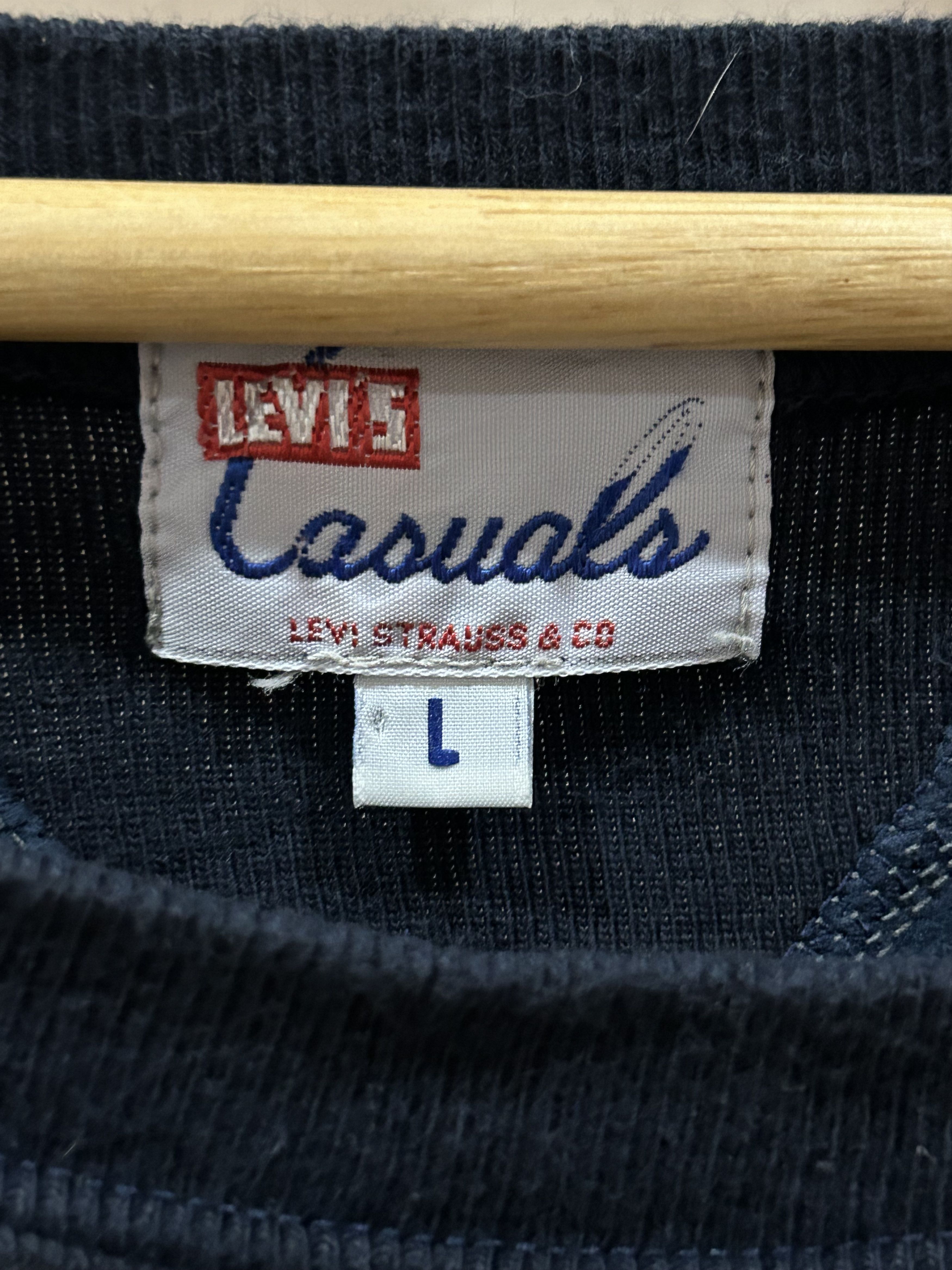 Levi's Vintage Clothing Levis Made In Italy Double V shaped Gusset Crewneck Size US L / EU 52-54 / 3 - 4 Thumbnail