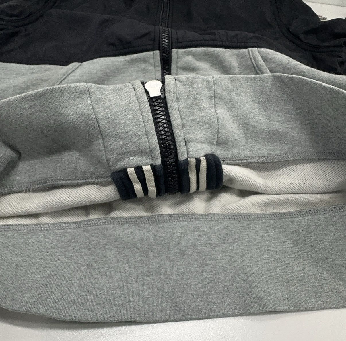 Moncler Moncler 2-tone jacket Size US L / EU 52-54 / 3 - 7 Thumbnail