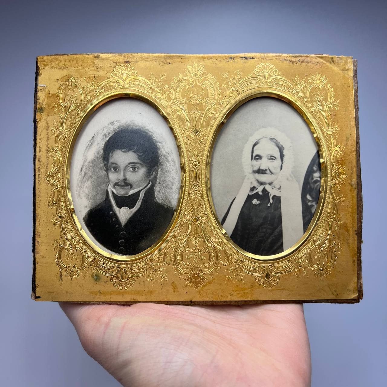 Other Antique Victorian Style Photo Gilded Metal Portrait Frame Size ONE SIZE - 1 Thumbnail