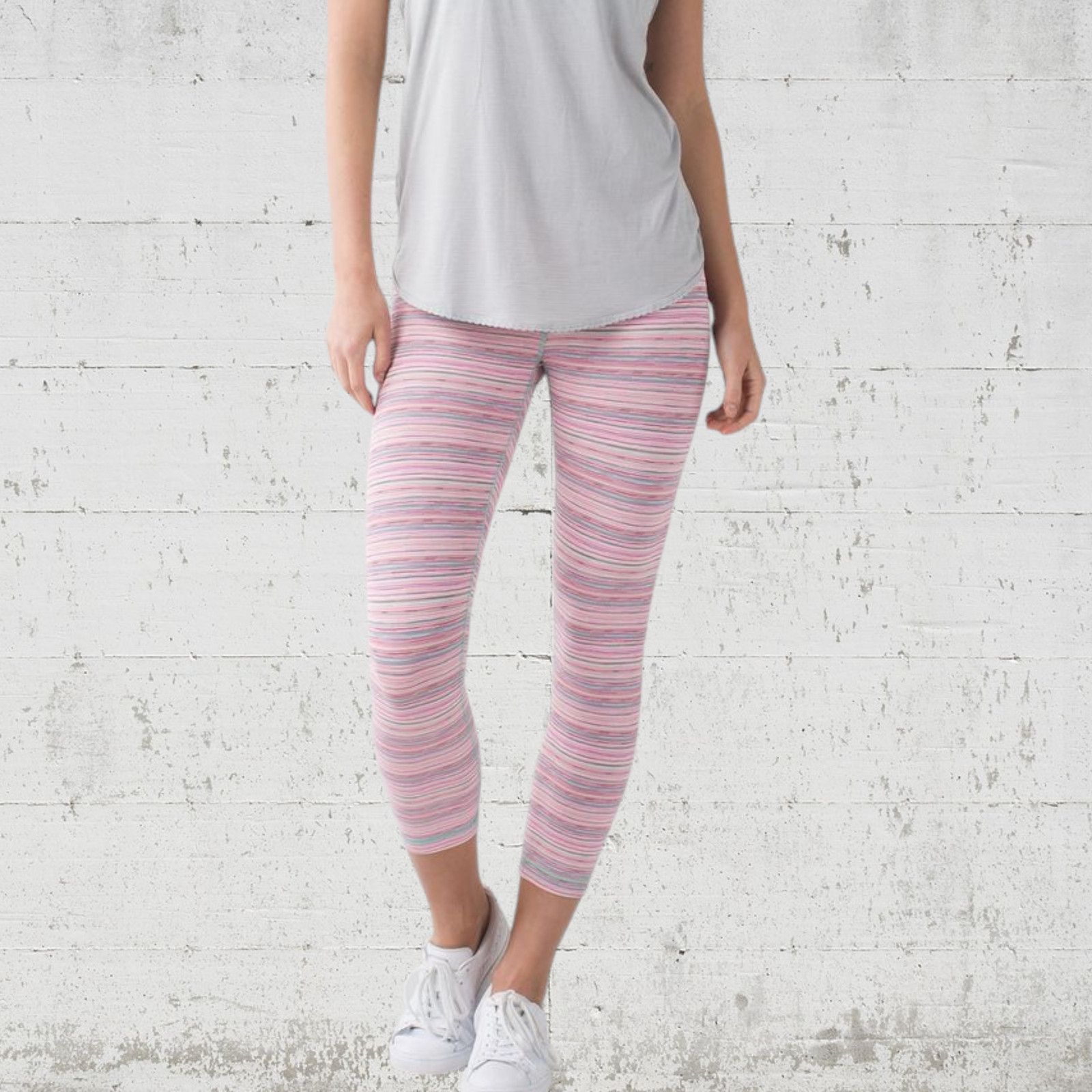 Lululemon Lululemon Cyber Stripe Wunder Under Leggings Size 4 Size 27" / US 4 / IT 40 - 3 Thumbnail