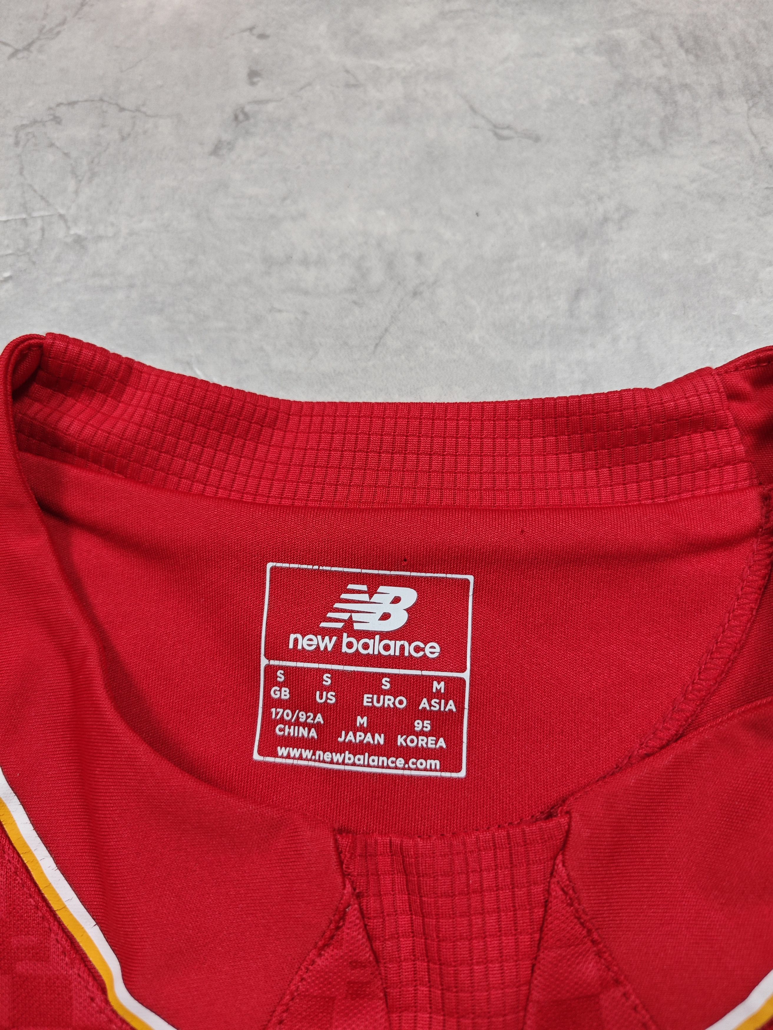 New Balance Liverpool M.Salah 10 Size US S / EU 44-46 / 1 - 8 Thumbnail