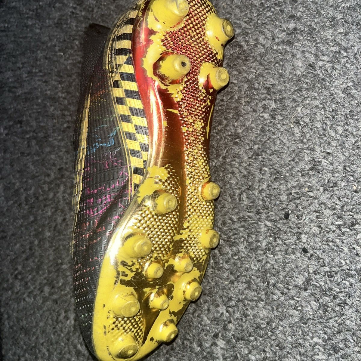 Other Kids Football boots size 3.5uk unique design Size US 5 / EU 37 - 4 Thumbnail