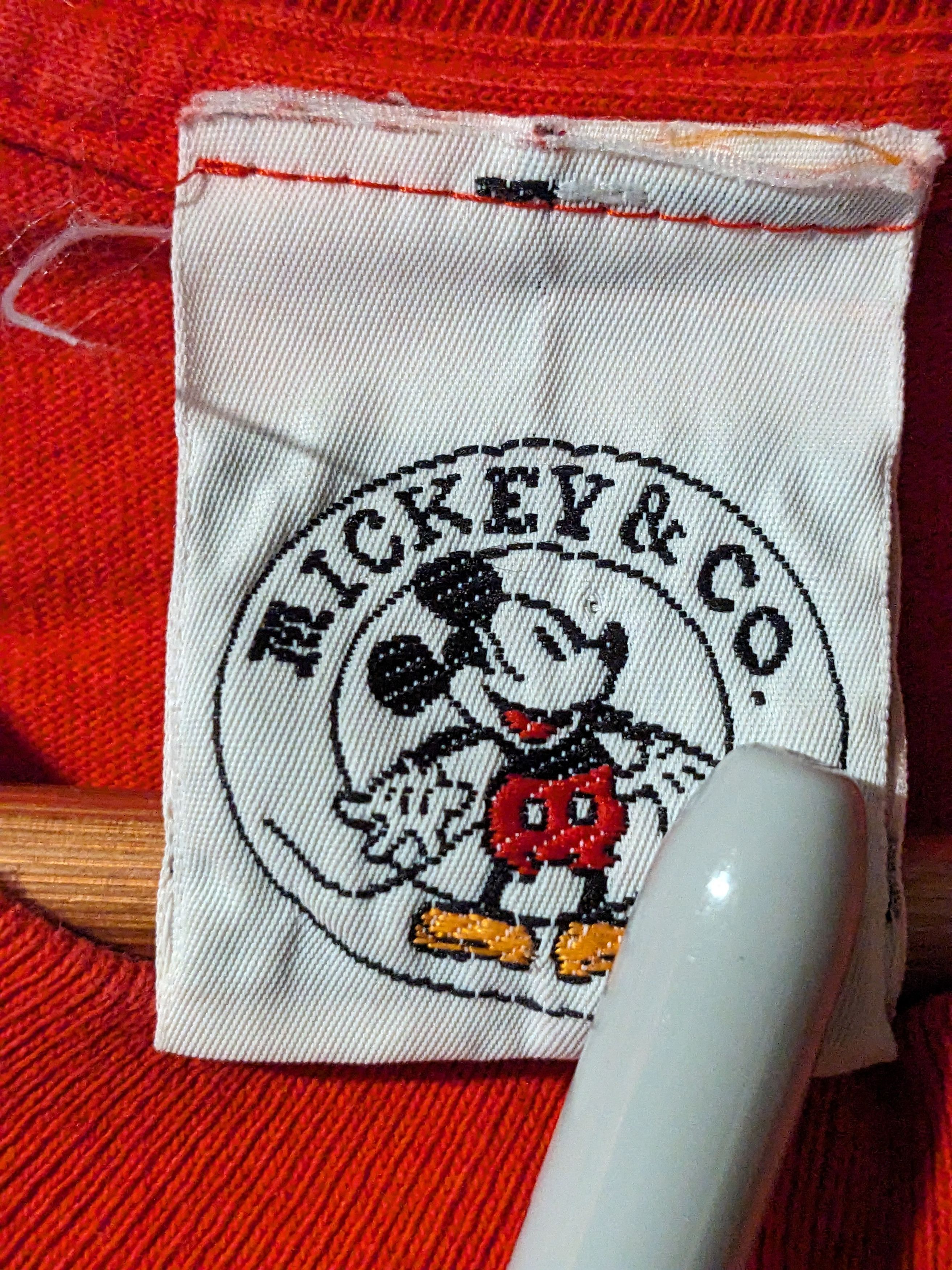 Disney × Vintage Vintage 90s Mickey Mouse Dancing Shadow Snap X-Large T-Shirt Size US XL / EU 56 / 4 - 3 Thumbnail