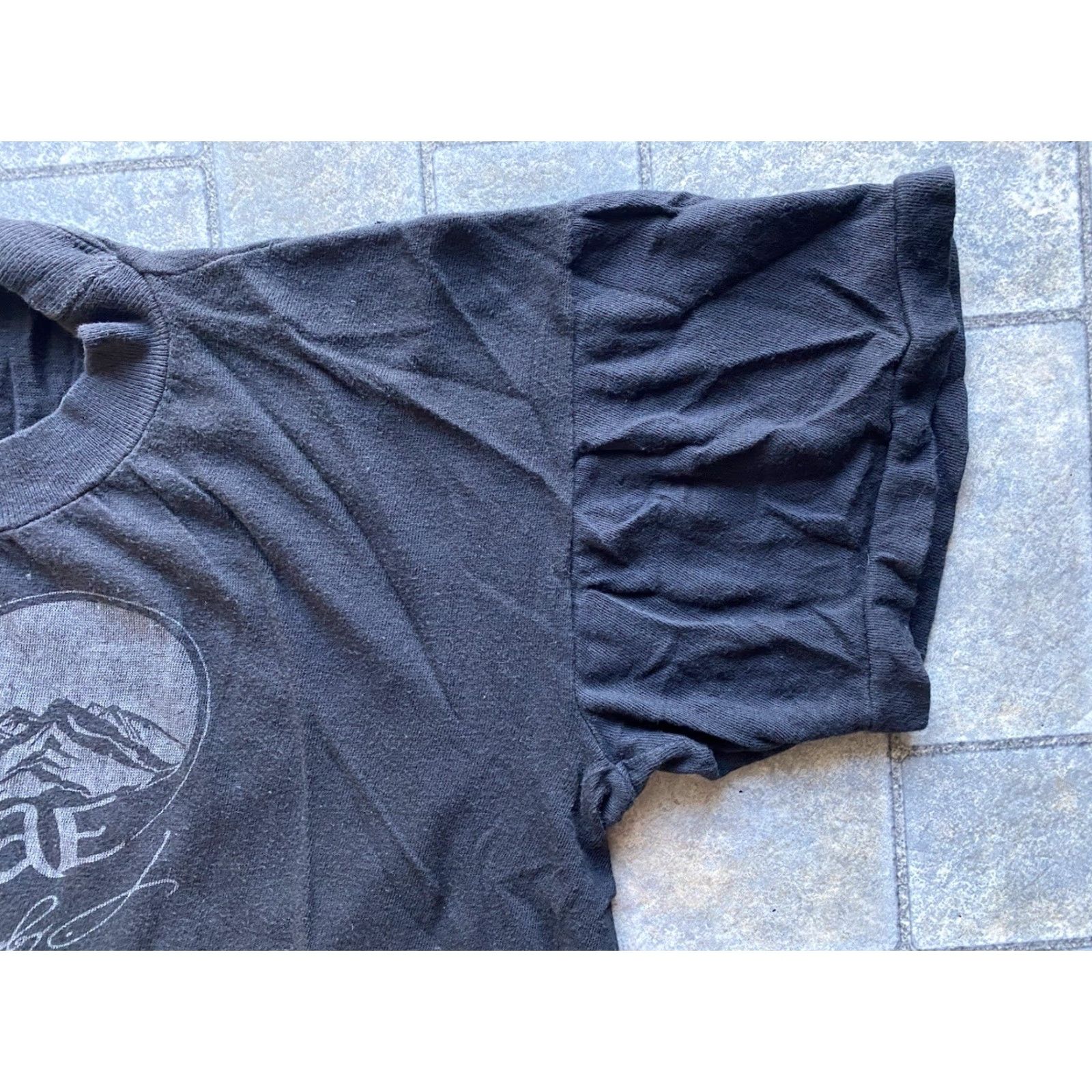 Vintage VINTAGE 70s 80s Rockers John Bayley Fantasy T-Shirt Black L RARE Men Short Sleeve Music Reggae Size US L / EU 52-54 / 3 - 7 Thumbnail