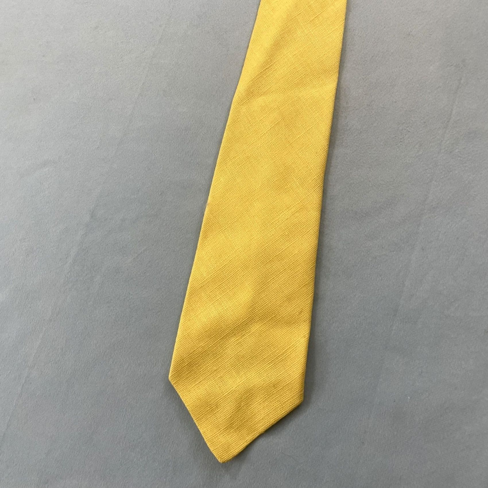 Vintage VINTAGE Rooster Irish Linen Necktie Vtg 70s Woven Tie Textures Solid Yellow 4x56 Capsule Necktie Mens Tie Size ONE SIZE - 3 Thumbnail