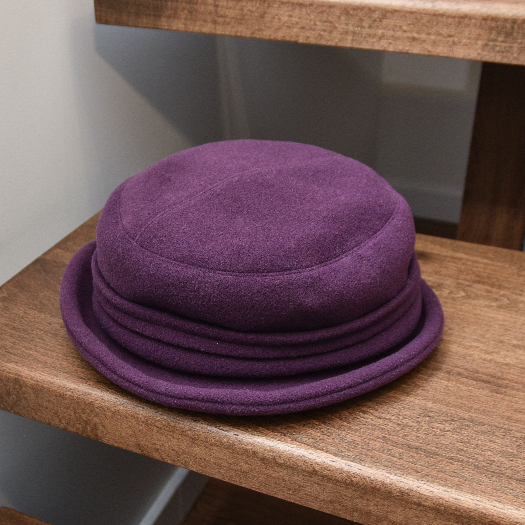 John Mayer Vintage Mayser Pascal Wool Felt Cloche Hat Aubergine Purple Size ONE SIZE - 4 Thumbnail