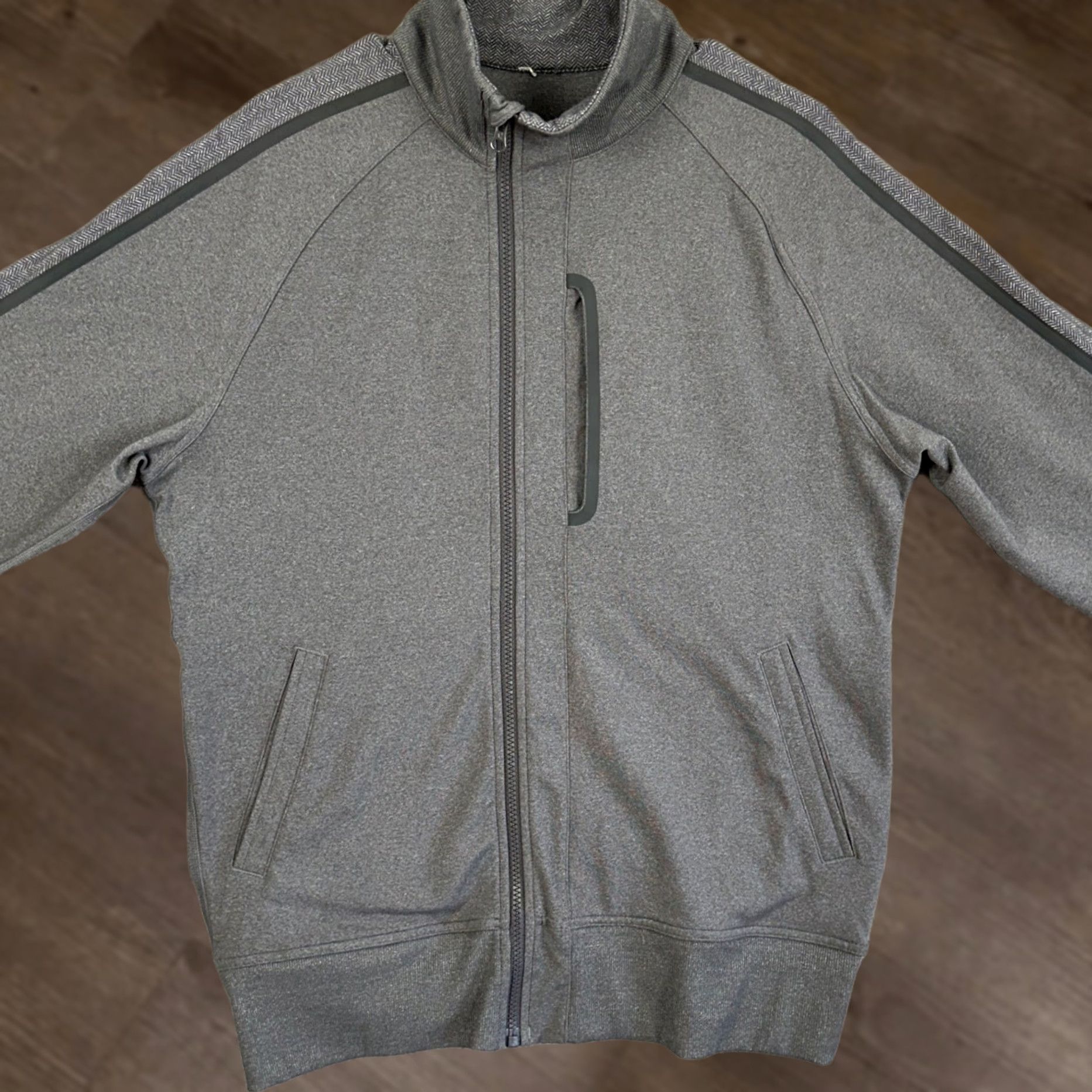 Lululemon Lululemon Jacket Full Zip Men Medium Gray Sweatshirt Athletic Performance Pocket Size US M / EU 48-50 / 2 - 1 Thumbnail
