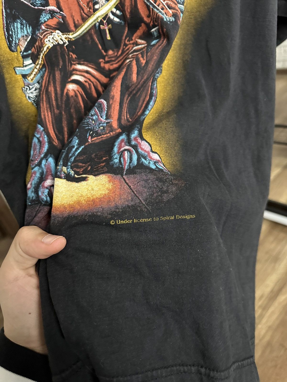 Band Tees Deliverance Satan Devil Vintage Band T-Shirt Tee 90s Spiral Size US XL / EU 56 / 4 - 10 Thumbnail