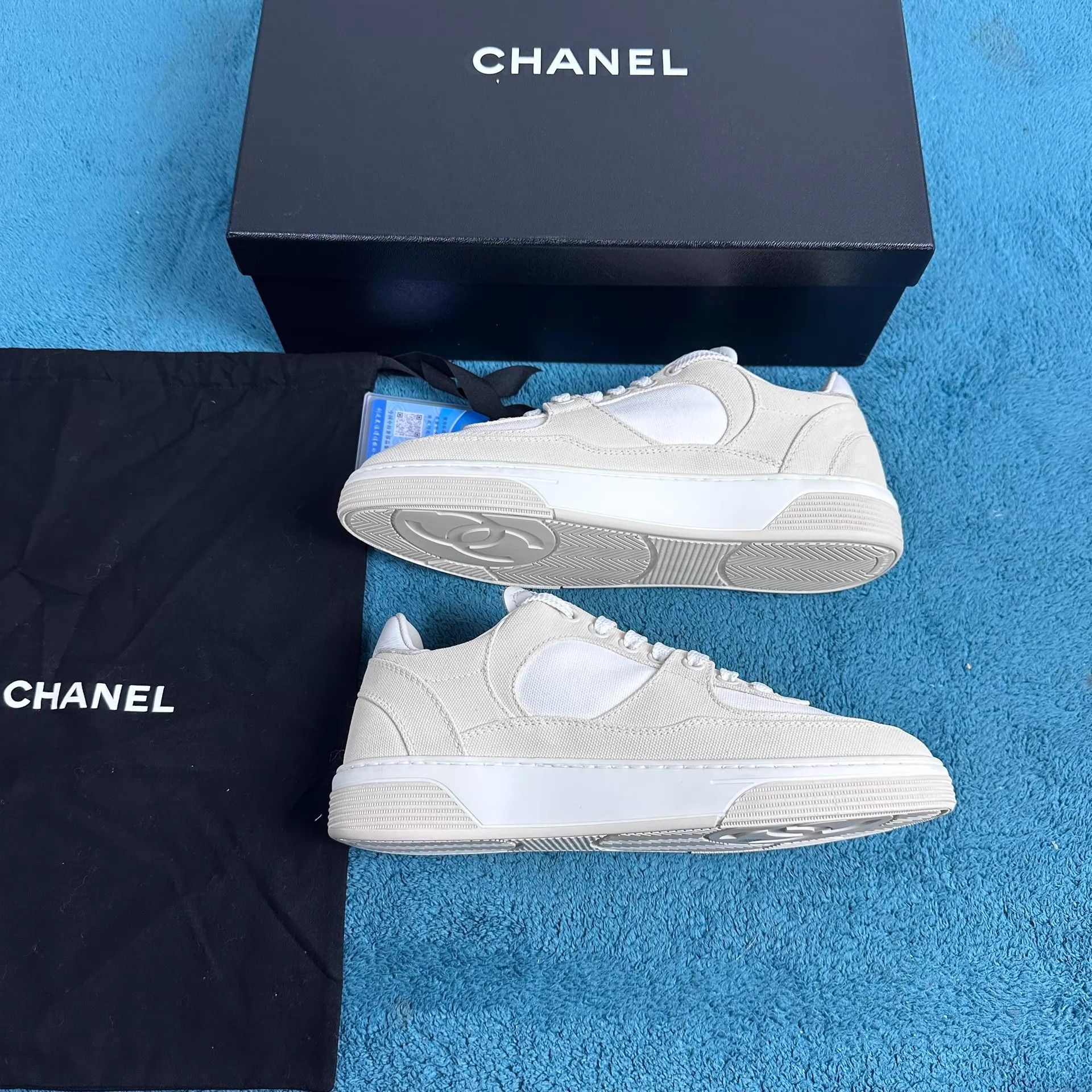 Chanel Chanel 24S Beige Leather Low-Top Sneakers 36 Size US 5.5 / IT 35.5 - 3 Thumbnail