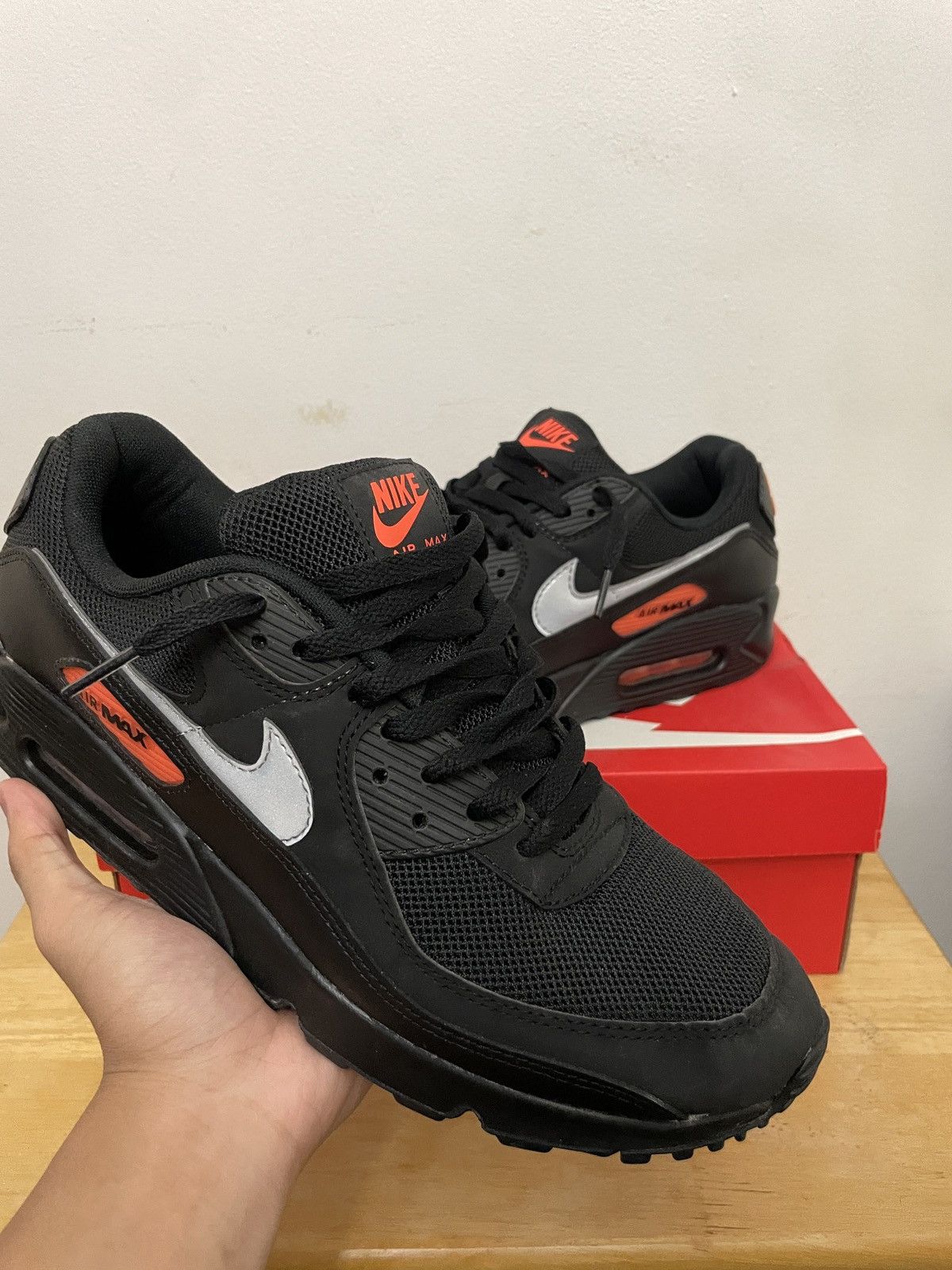 Nike Nike Air Max 90 Size US 12 / EU 45 - 1 Thumbnail