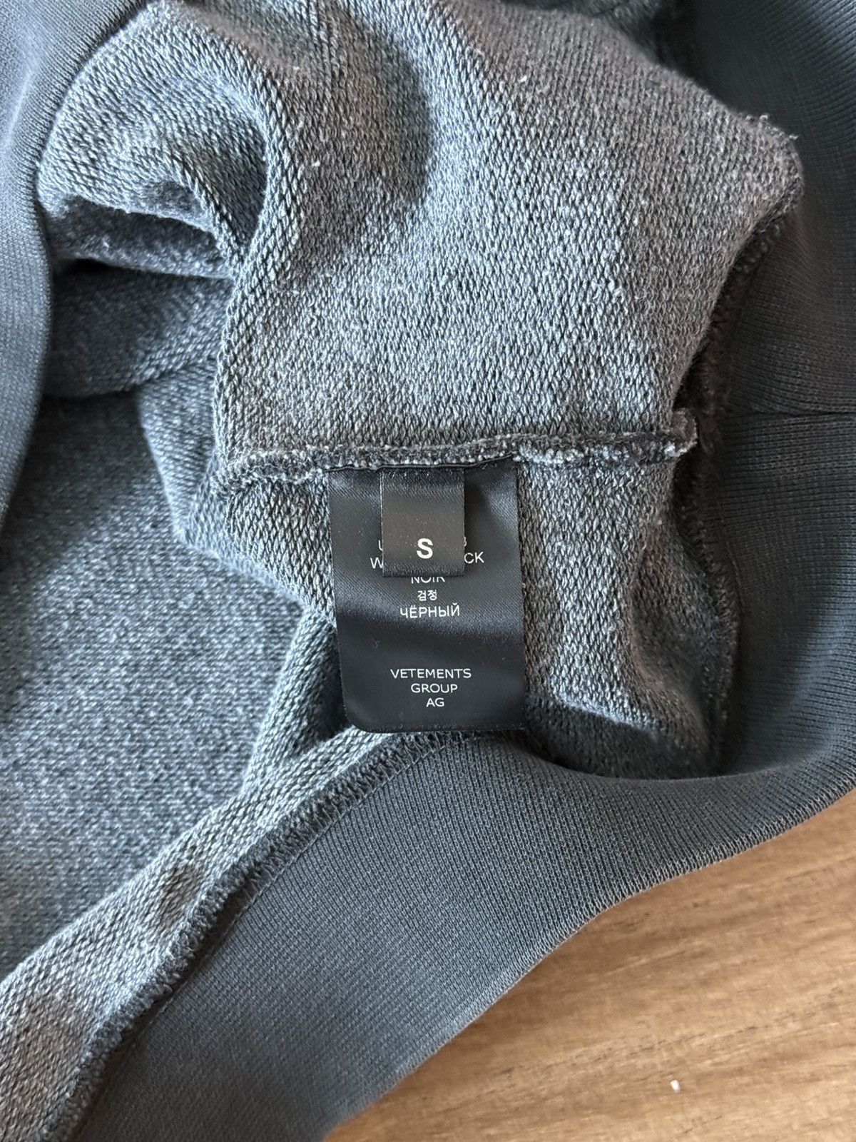Vetements VETEMENTS I GOT LUCKY HOODIE Size US S / EU 44-46 / 1 - 6 Thumbnail
