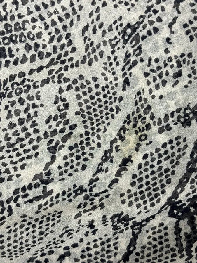 Versace Versace Jeans Grey Python Print Silk Shirt Size US L / EU 52-54 / 3 - 13 Thumbnail