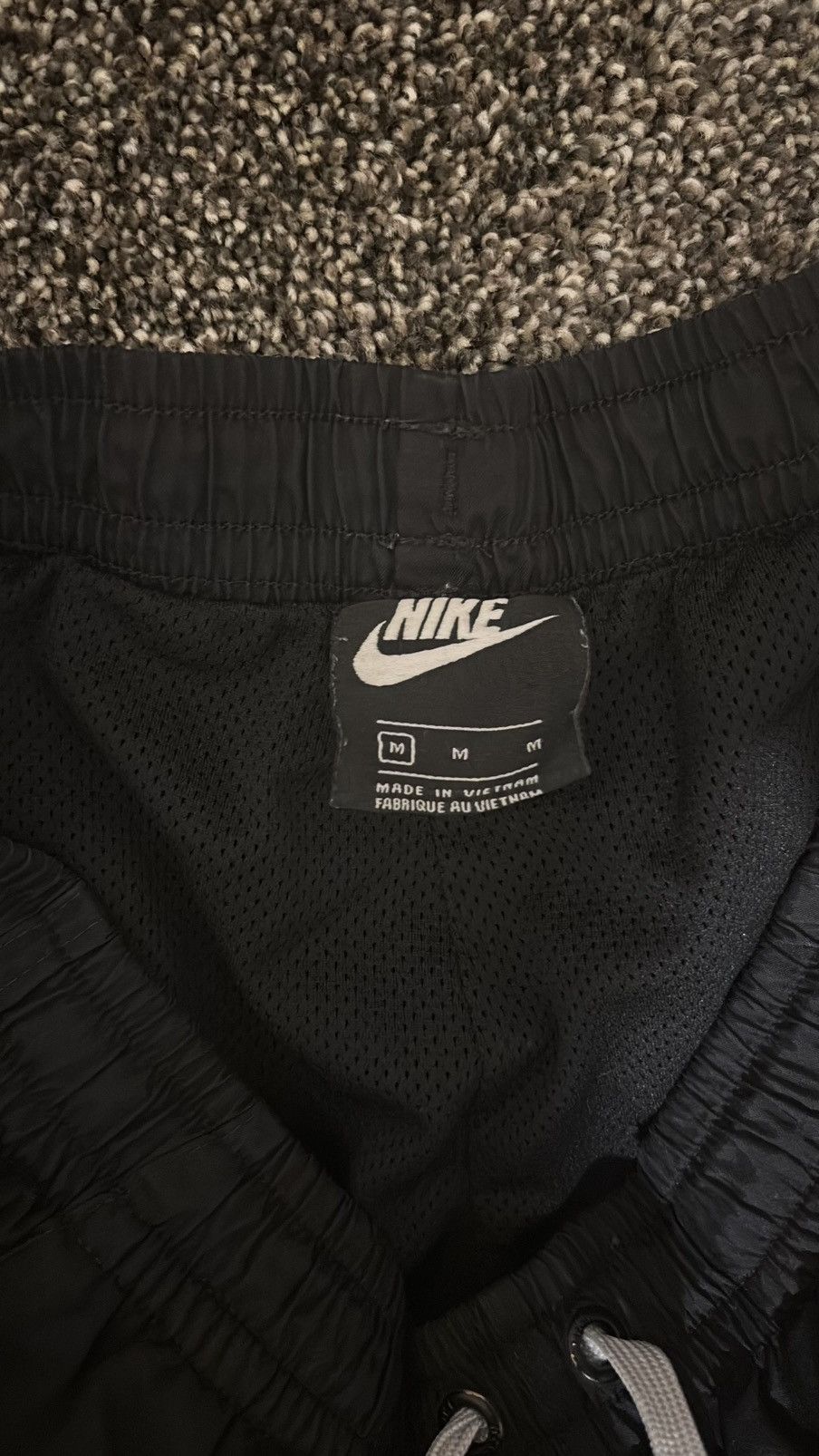 Nike Medium Black Nike shorts Size US 30 / EU 46 - 2 Thumbnail