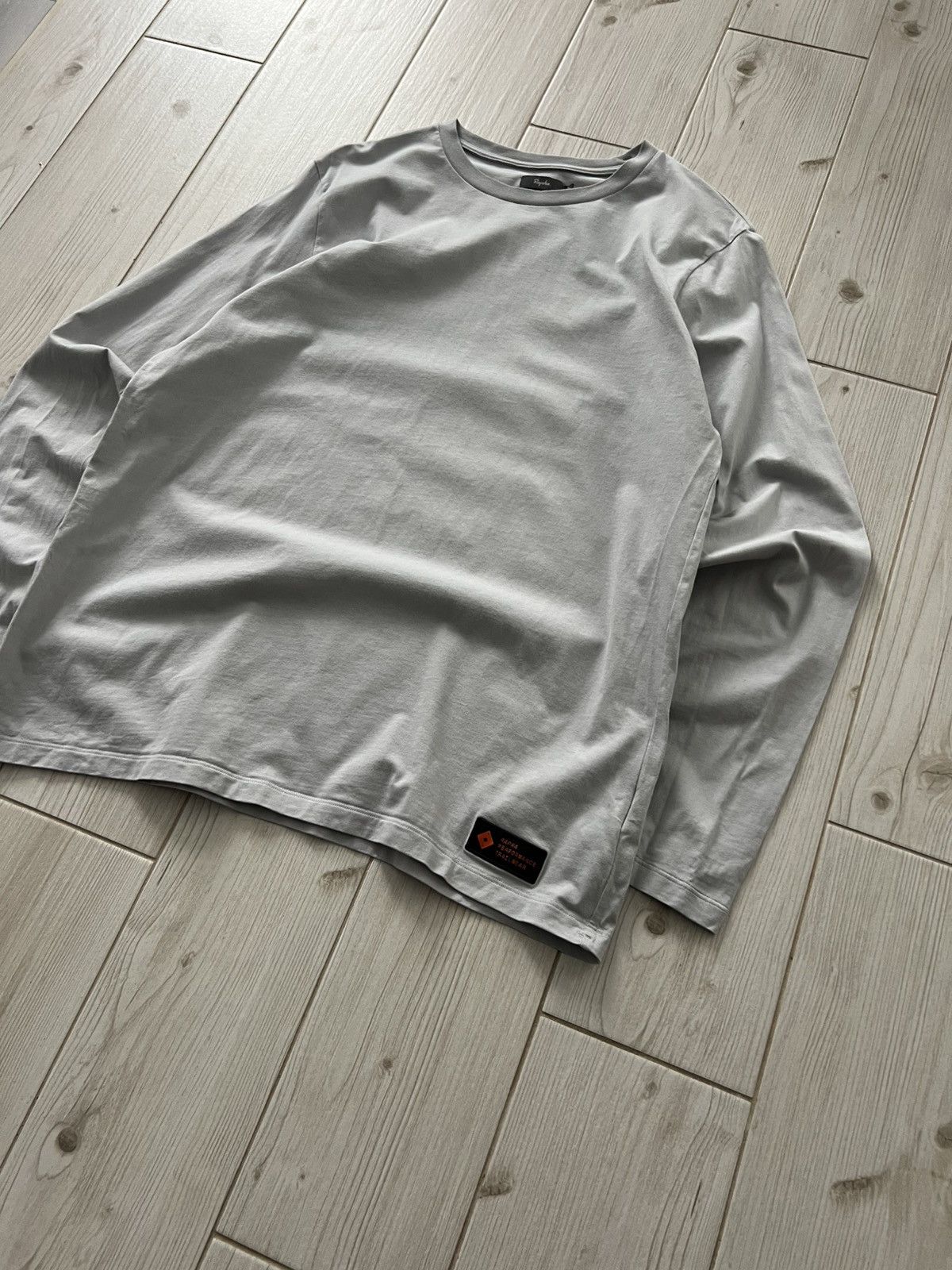 Rapha Rapha Trail Long Sleeve T-Shirt Pullover Gray Mens Size US L / EU 52-54 / 3 - 6 Thumbnail