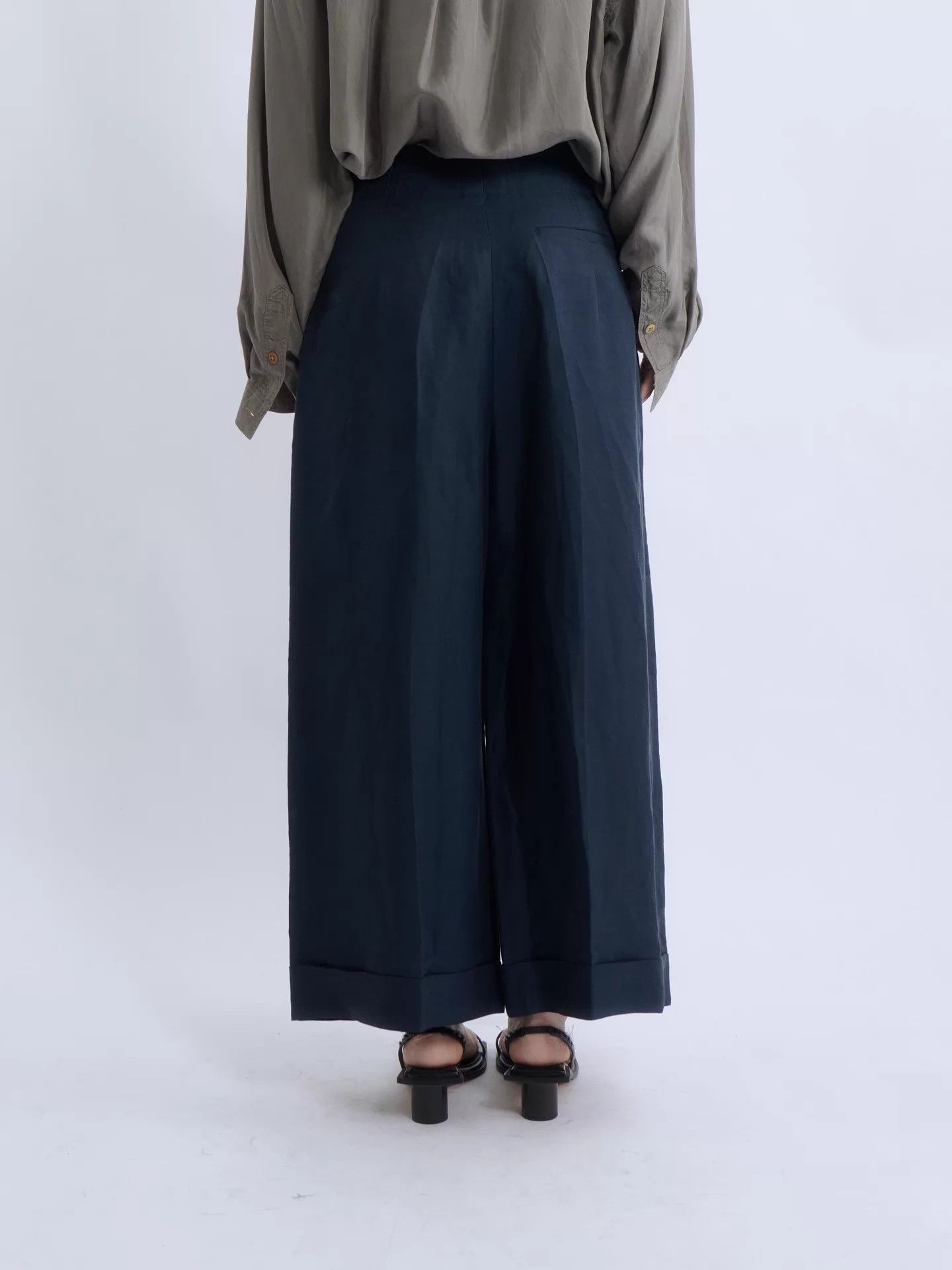 Celine CELINE by Phobe Philo Navy Linen Wide-Leg Pleated Trousers Size 26" / US 2 / IT 38 - 4 Thumbnail