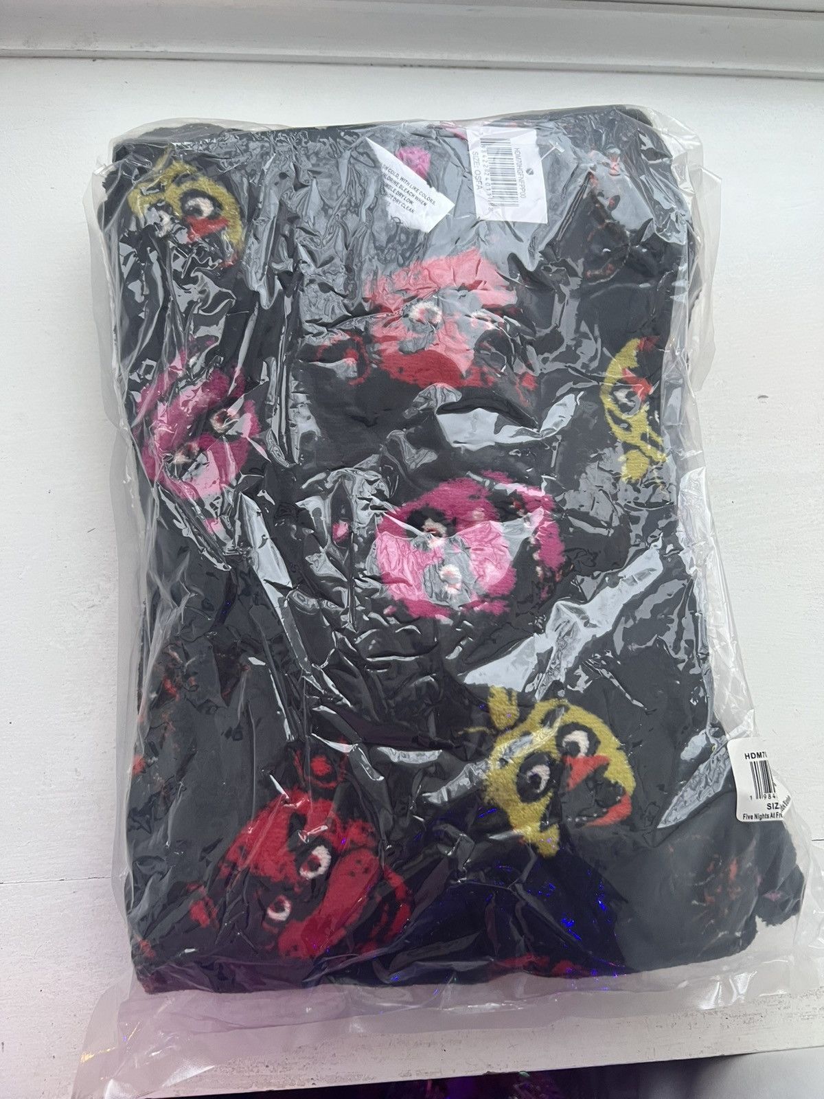 Other Officially Licensed Five Nights at Freddy’s Hoodie Blanket Size US L / EU 52-54 / 3 - 8 Thumbnail