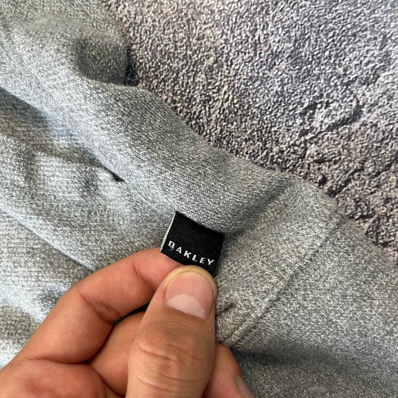 Oakley CRAZY Y2K Vintage Grey Oakley Software Big Logo Hoodie Size US L / EU 52-54 / 3 - 3 Thumbnail