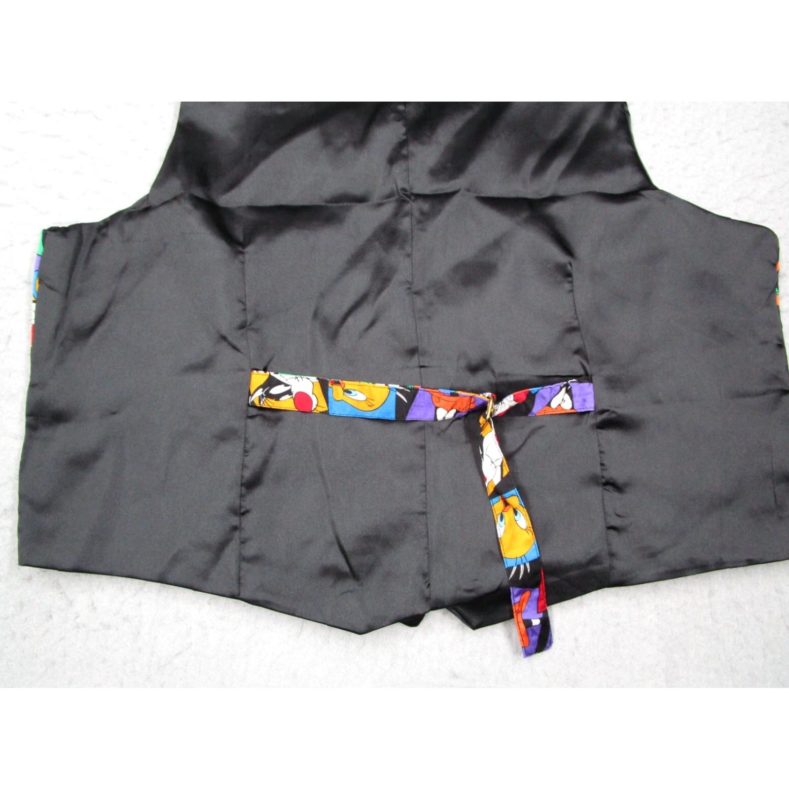 Vintage VINTAGE Looney Tunes Men Vest Black Silk Button Up 100% Silk AOP Bugs Bunny Tweety Bird Small/Medium Black Mens Vest Size US S / EU 44-46 / 1 - 3 Thumbnail