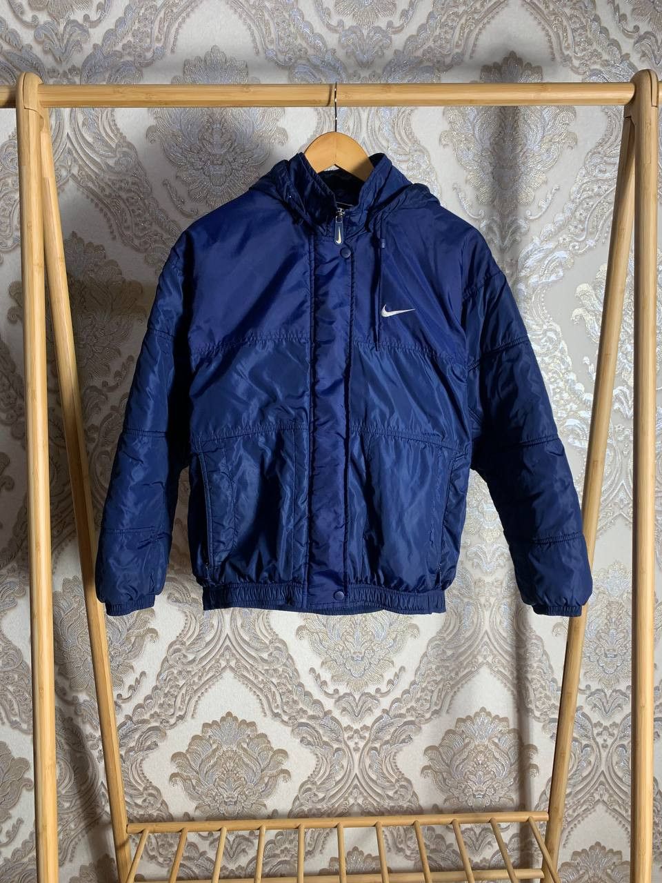 Nike Vintage Nike Big Logo Nylon Retro Jacket Drill Swoosh 90s Size US S / EU 44-46 / 1 - 2 Thumbnail