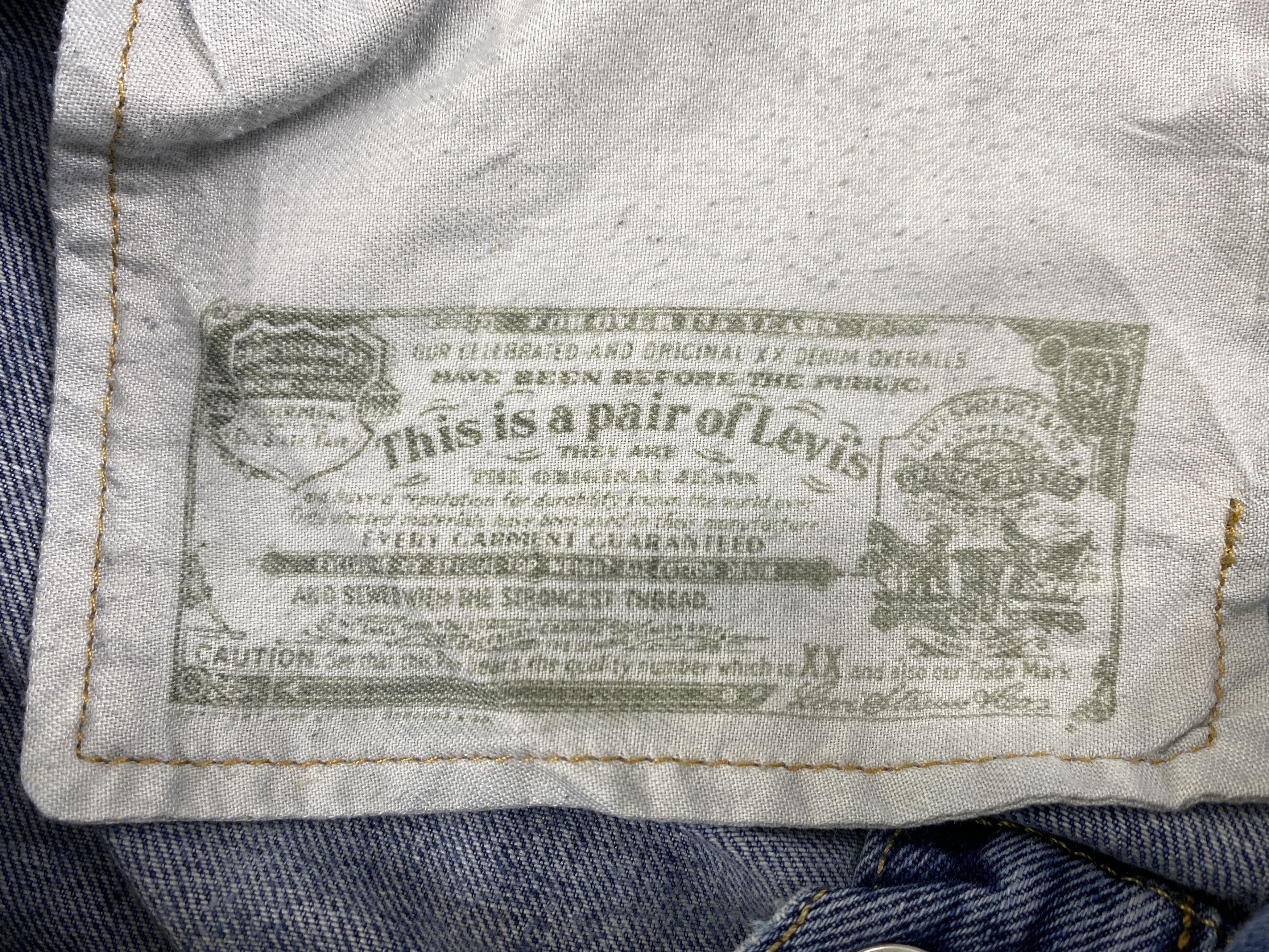 Vintage Blue Vintage Levi's 501 Jeans 35x34 Denim -JN2252 Size US 35 - 12 Thumbnail