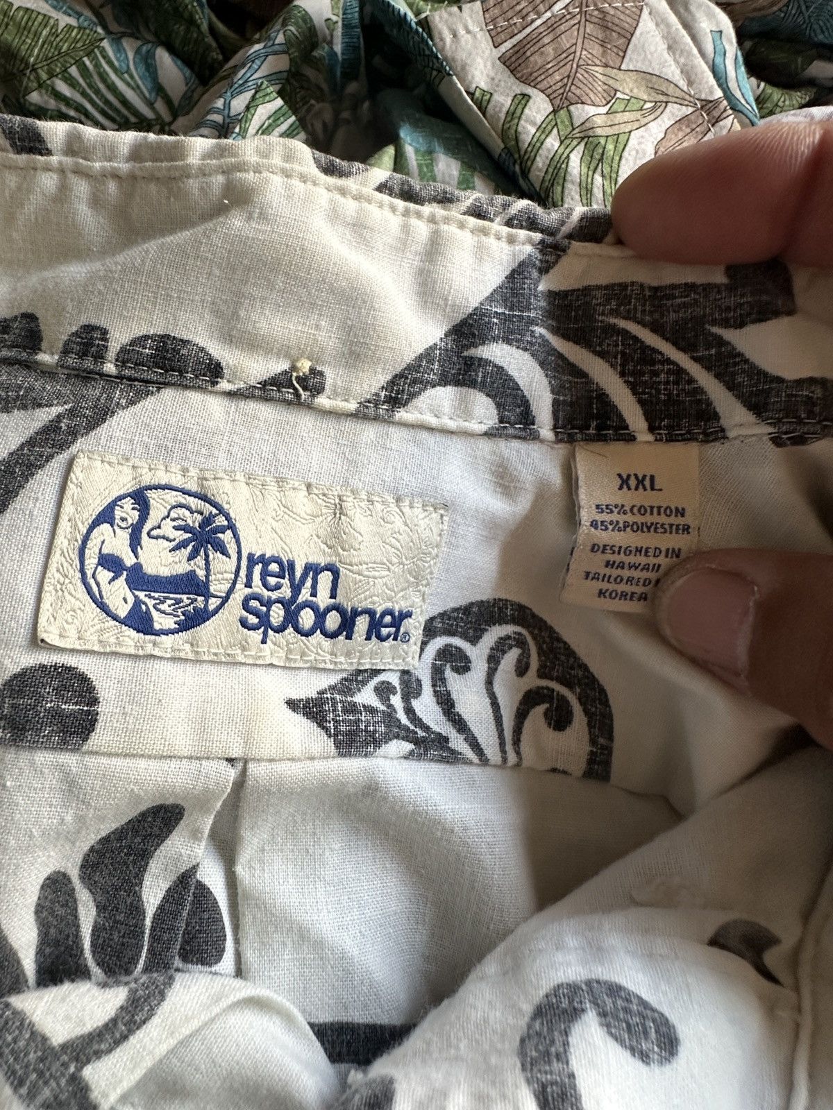 Reyn Spooner PreOwned Reyn Spooner Hawaiian Print White/Black Men's 2XL Size US XXL / EU 58 / 5 - 4 Thumbnail