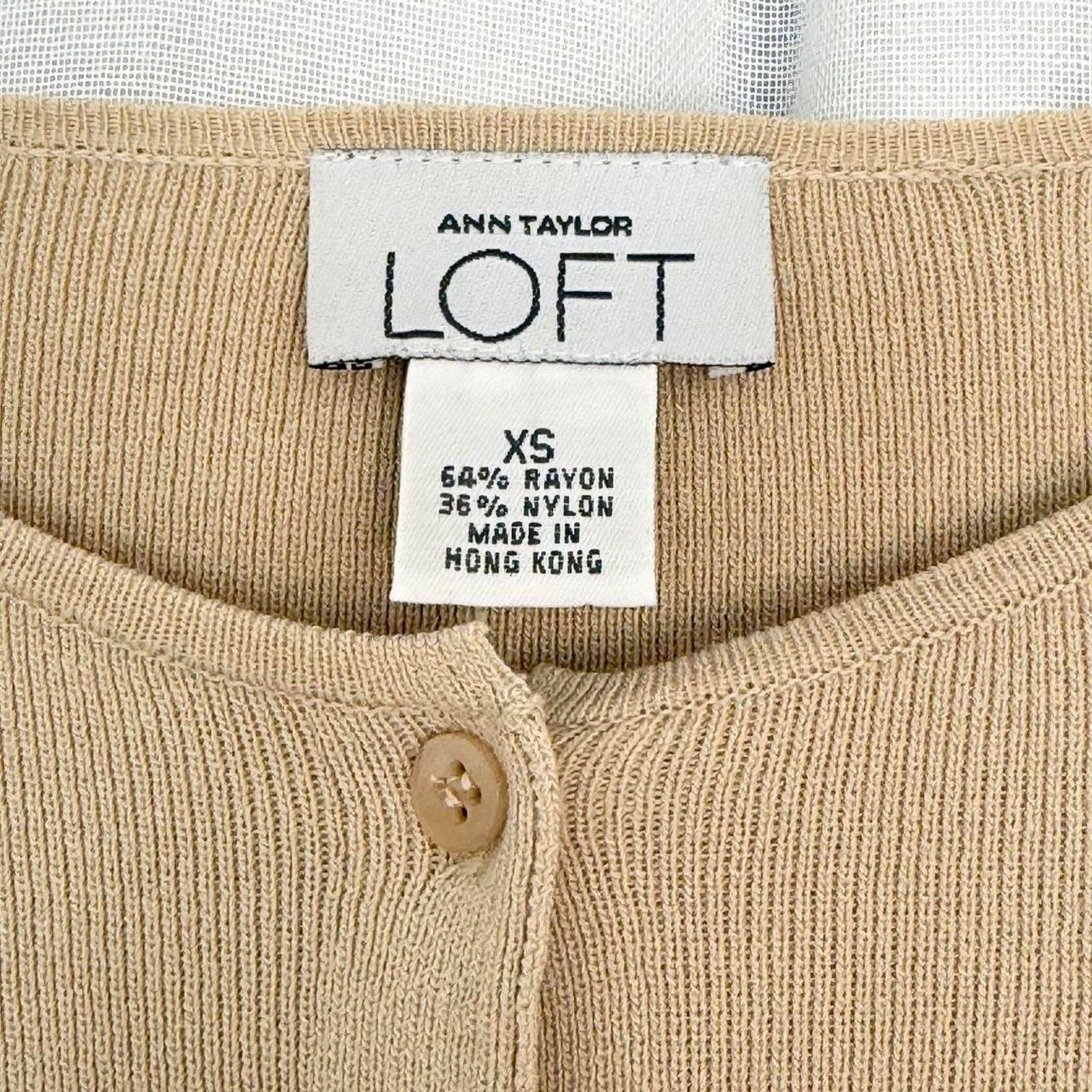 Loft ✿ y2k beaded floral cardigan ✿ Size XS / US 0-2 / IT 36-38 - 4 Thumbnail