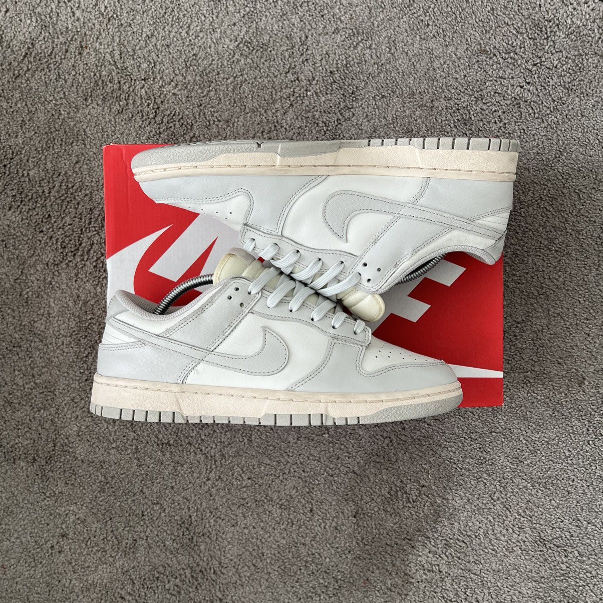 Nike Dunk Low Light Bone